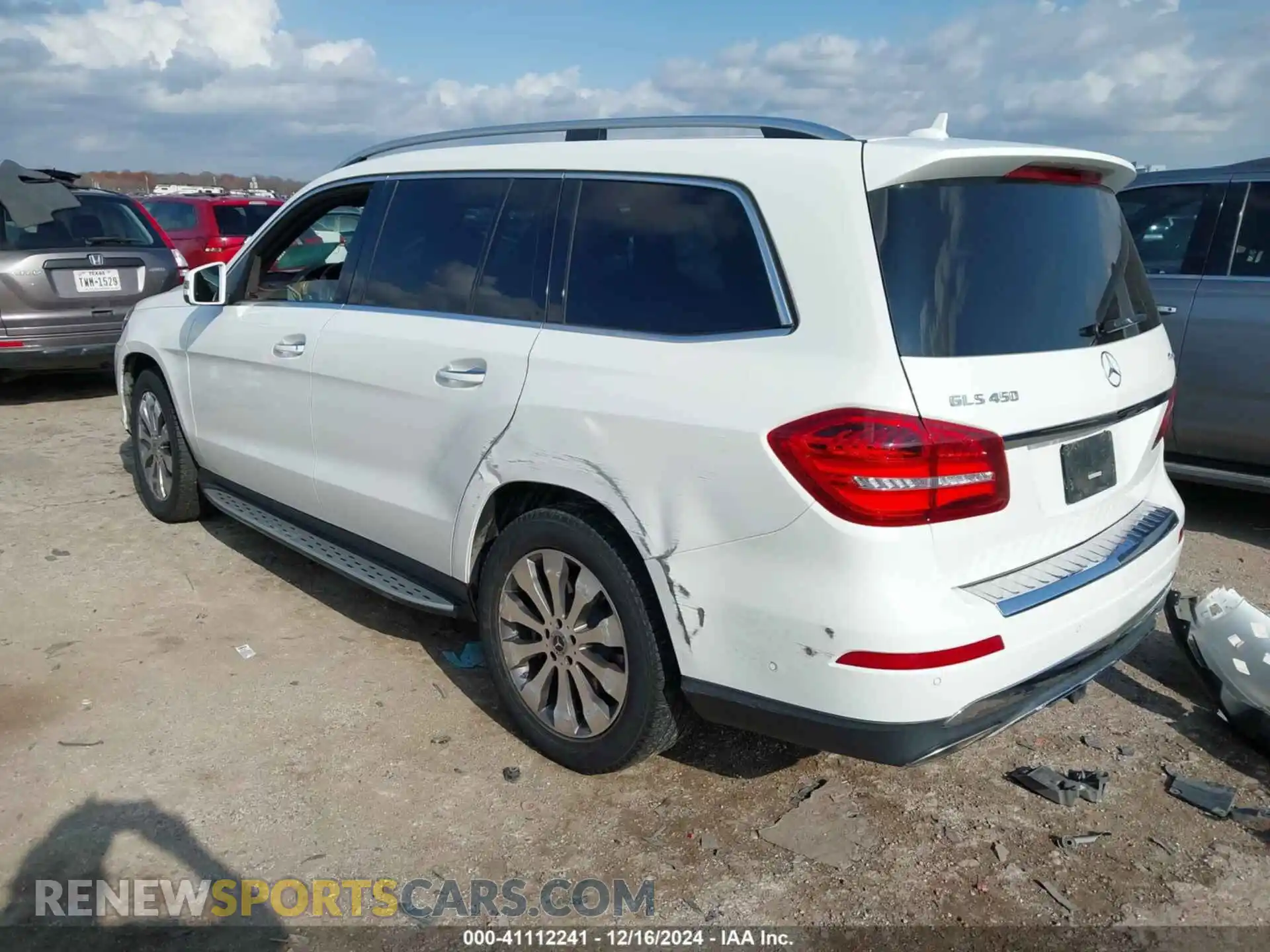 3 Photograph of a damaged car 4JGDF6EE7KB239300 MERCEDES-BENZ GLS 450 2019
