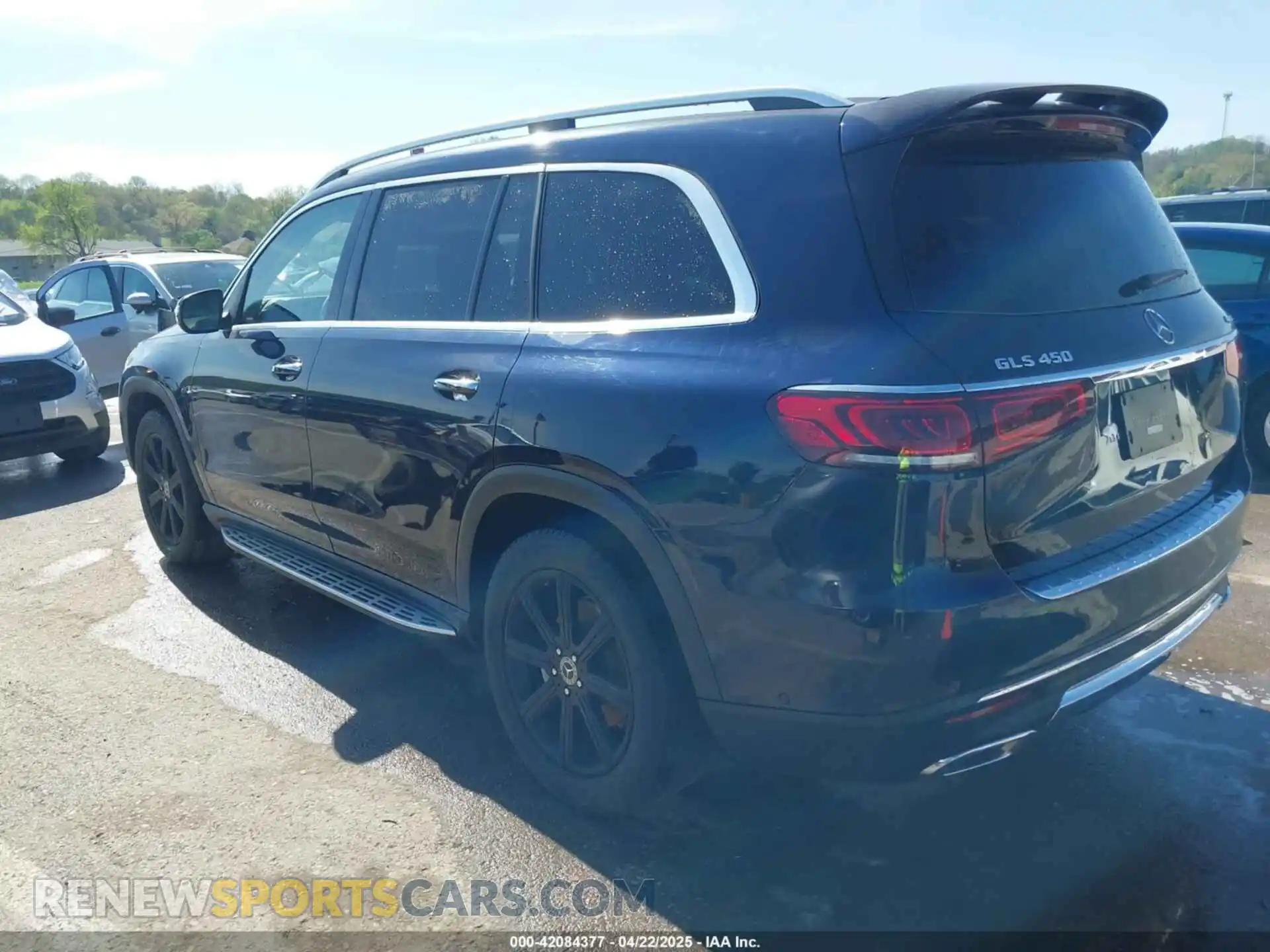 3 Photograph of a damaged car 4JGFF5KE2LA131407 MERCEDES-BENZ GLS 450 2020