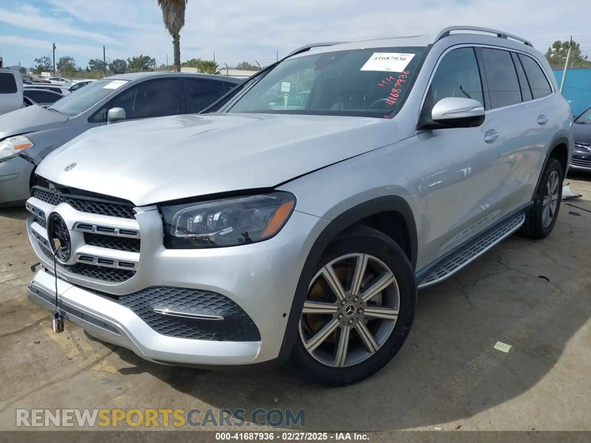 2 Photograph of a damaged car 4JGFF5KE2LA188979 MERCEDES-BENZ GLS 450 2020