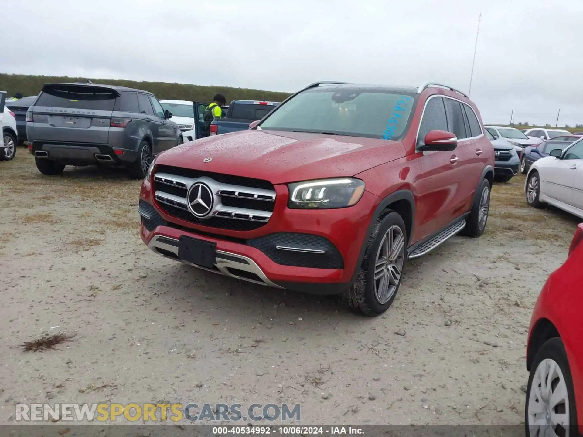 2 Photograph of a damaged car 4JGFF5KE2LA268203 MERCEDES-BENZ GLS 450 2020