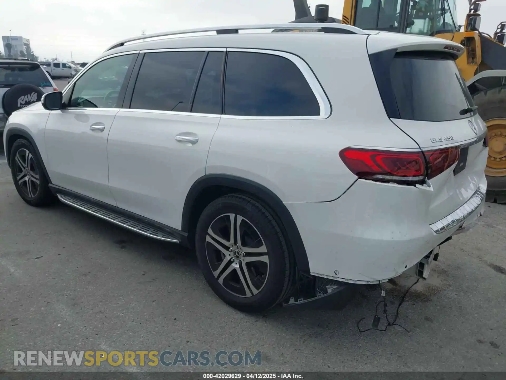 3 Photograph of a damaged car 4JGFF5KEXLA267607 MERCEDES-BENZ GLS 450 2020