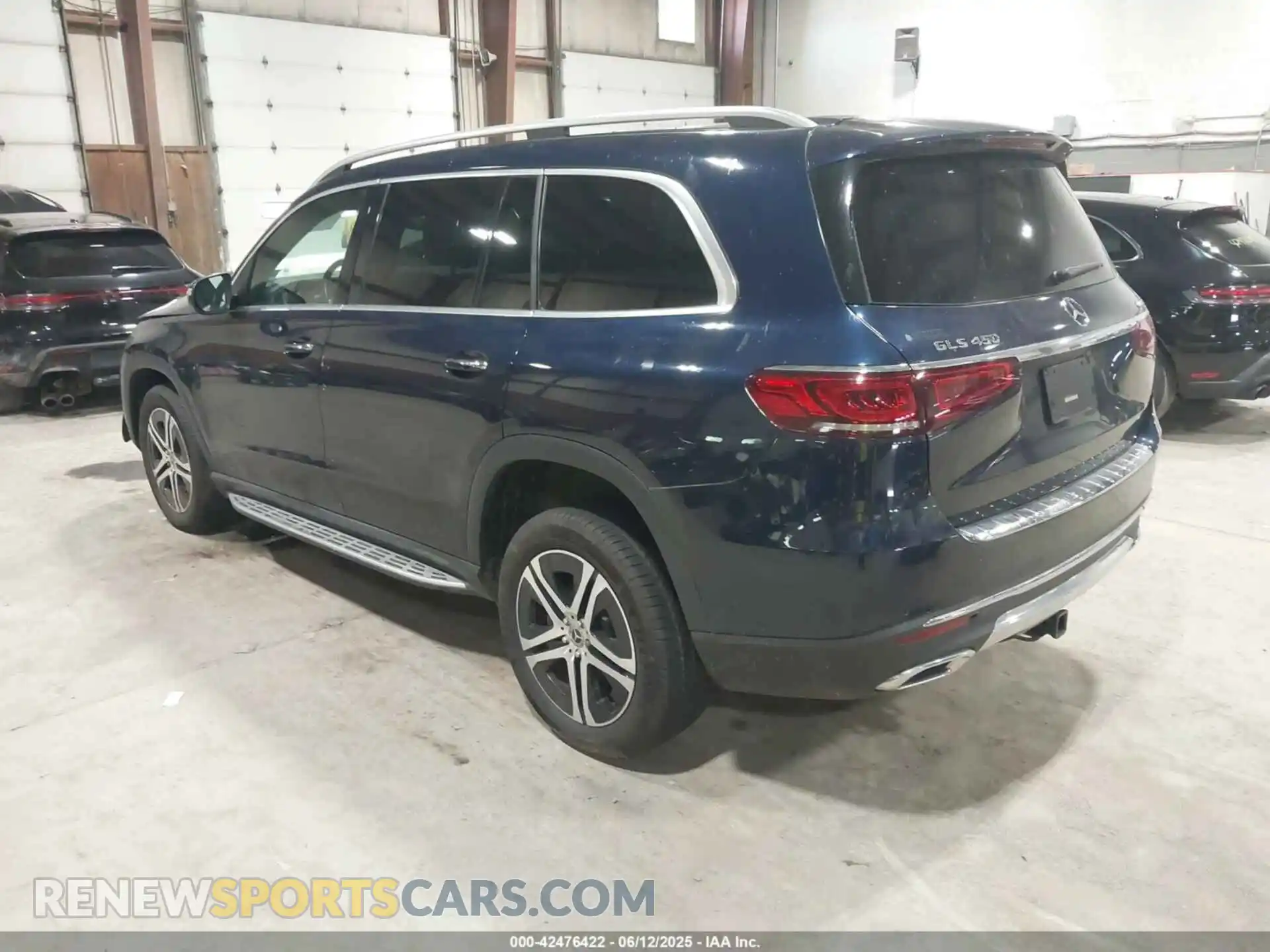 3 Photograph of a damaged car 4JGFF5KE1MA475764 MERCEDES-BENZ GLS 450 2021