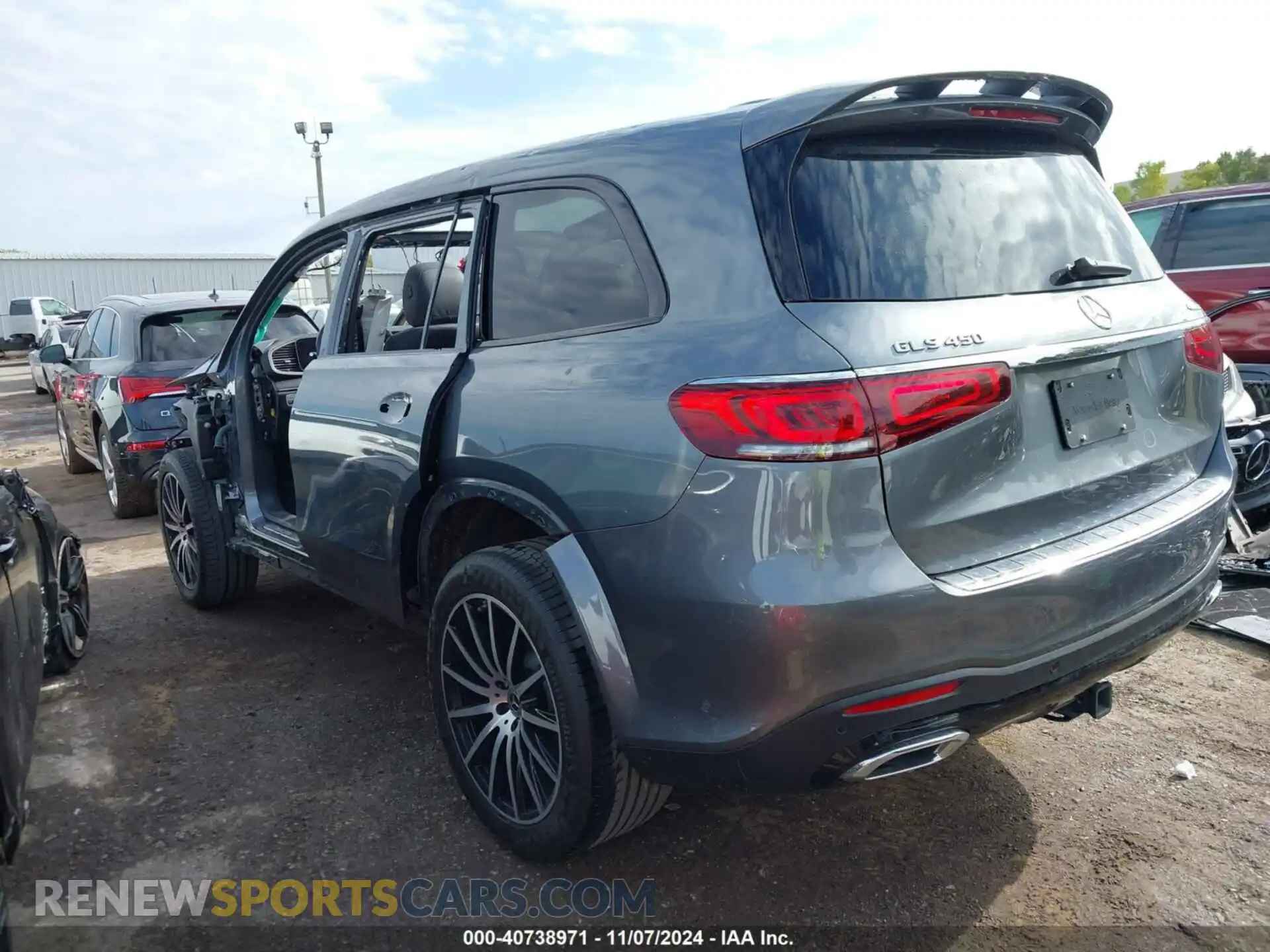 3 Photograph of a damaged car 4JGFF5KE5PA952264 MERCEDES-BENZ GLS 450 2023
