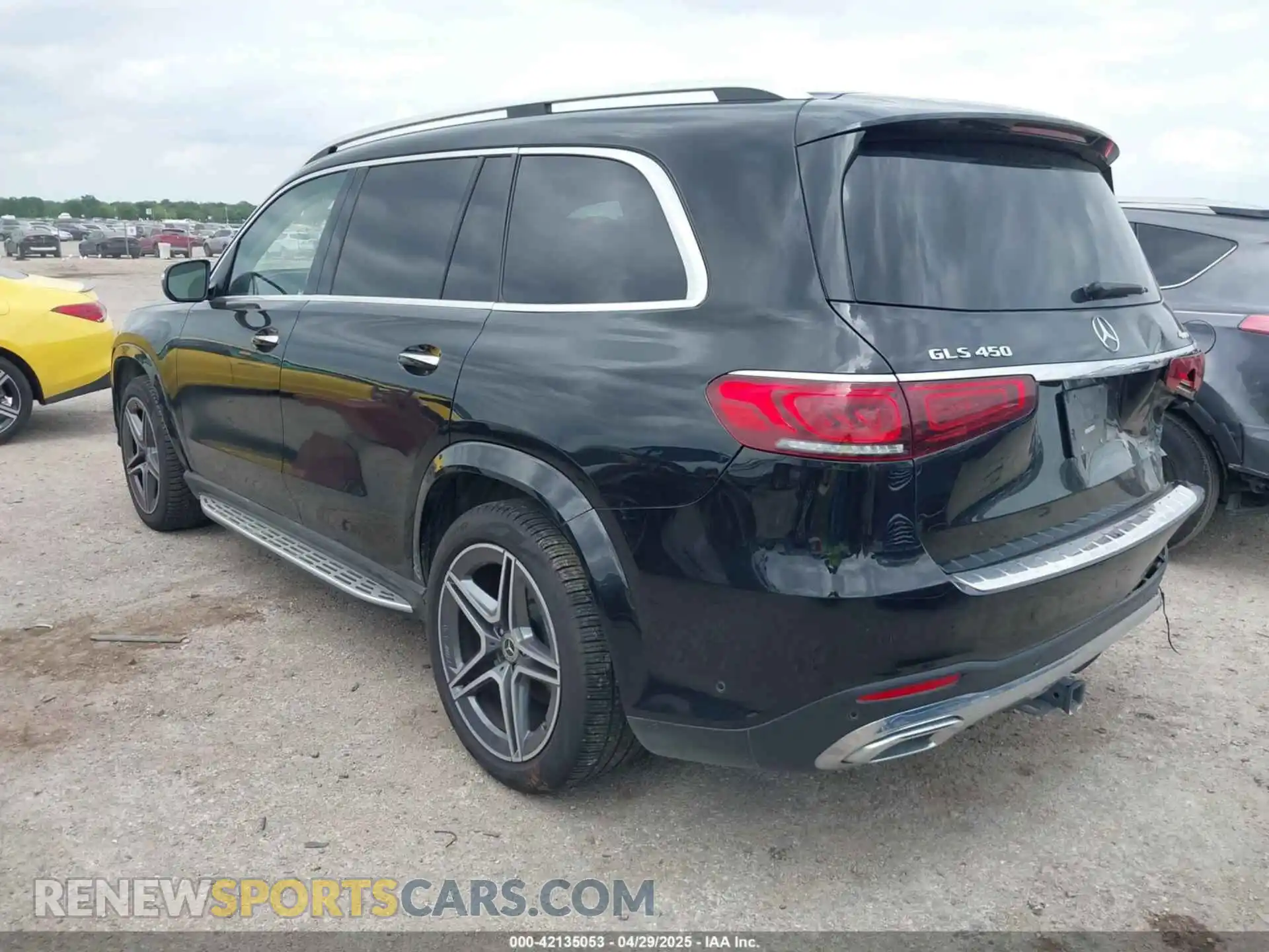 3 Photograph of a damaged car 4JGFF5KE6PA879602 MERCEDES-BENZ GLS 450 2023