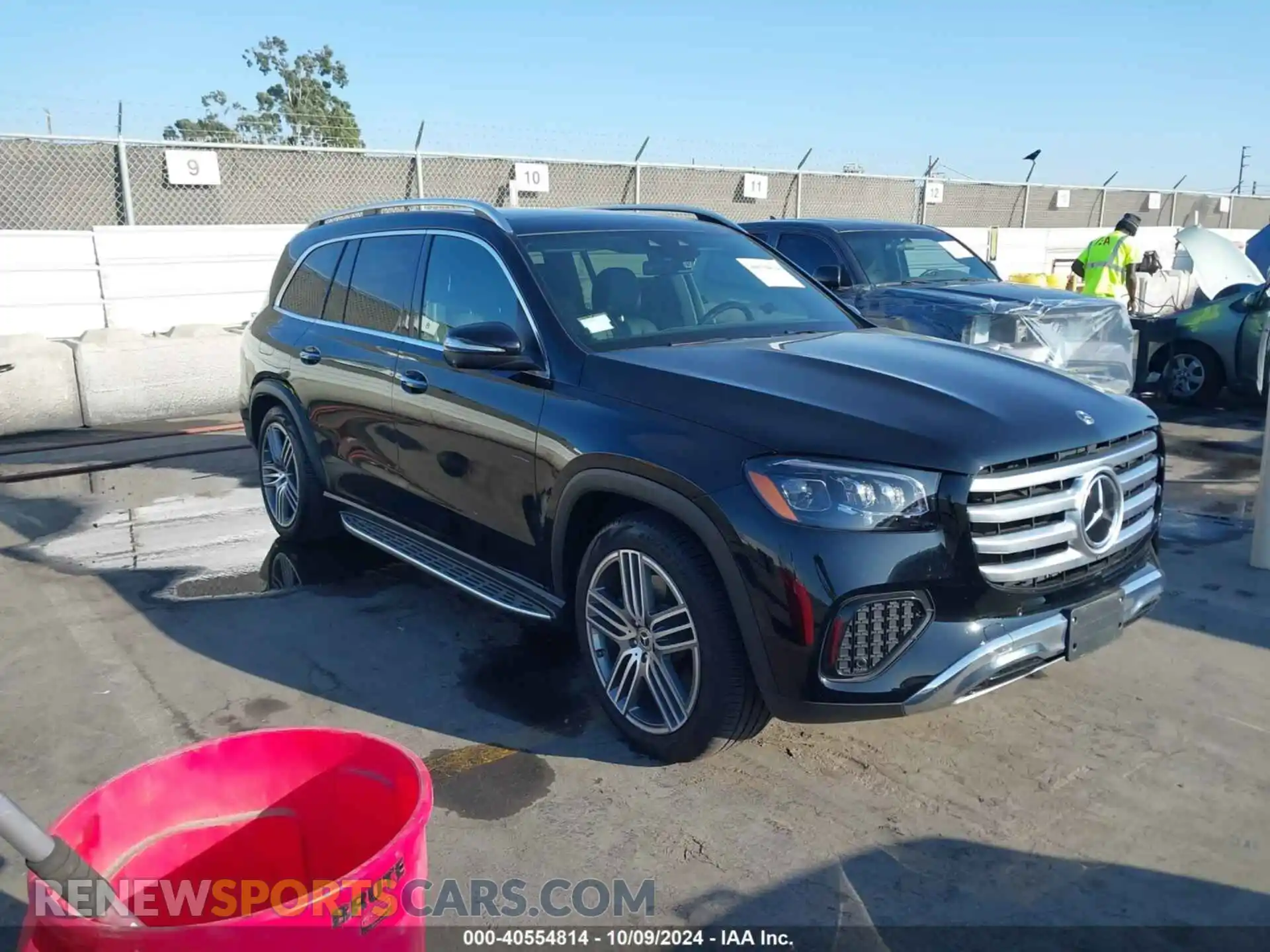 1 Photograph of a damaged car 4JGFF5KE3RB060771 MERCEDES-BENZ GLS 450 2024