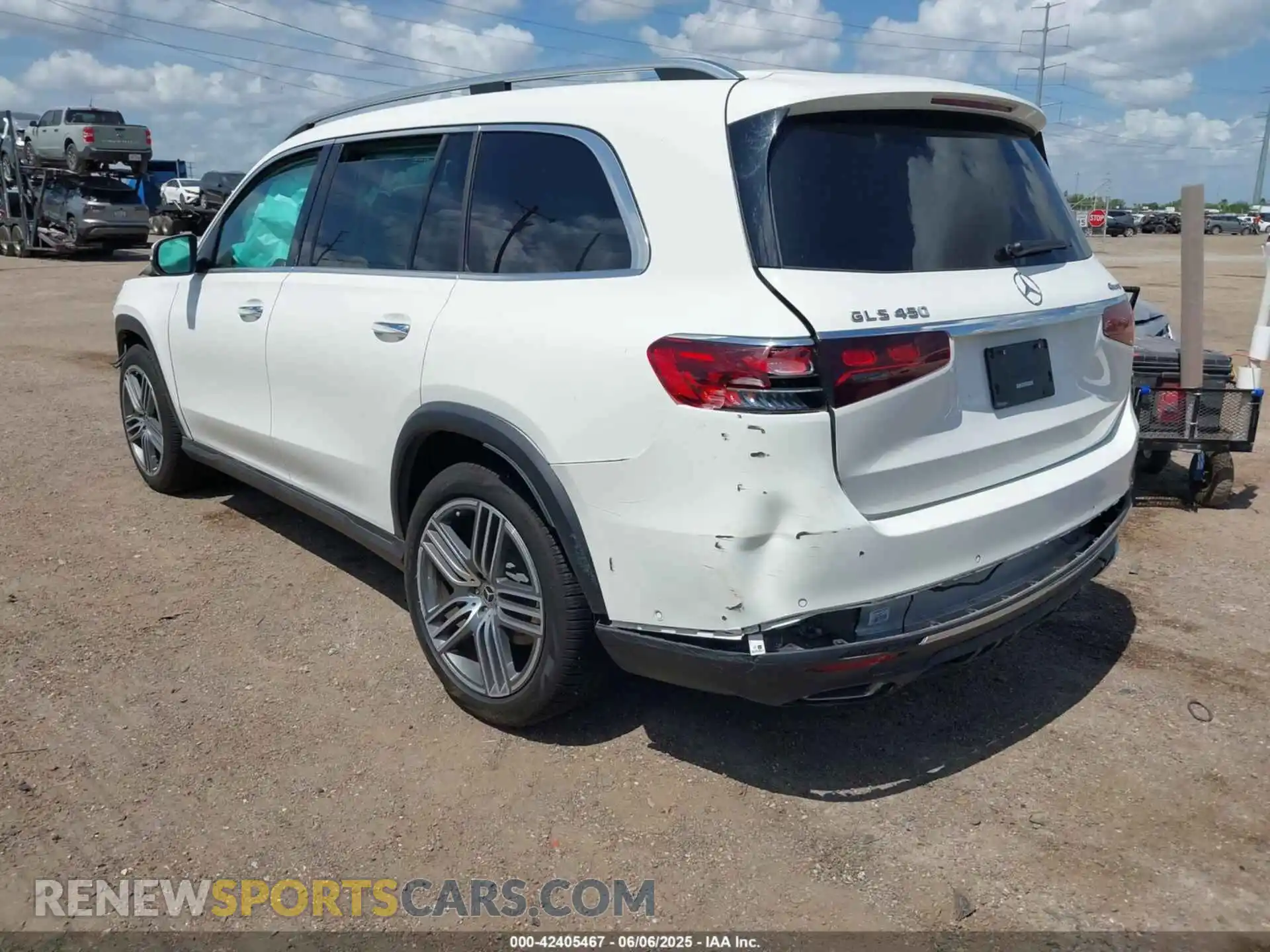 3 Photograph of a damaged car 4JGFF5KE3RB187746 MERCEDES-BENZ GLS 450 2024