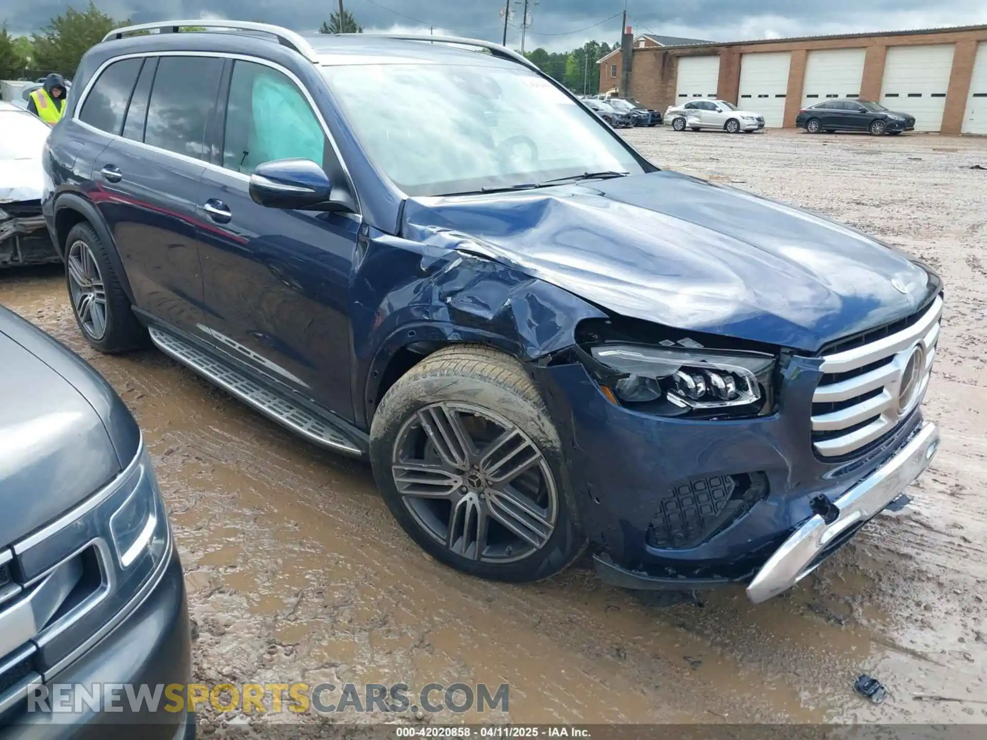 1 Photograph of a damaged car 4JGFF5KE0SB370379 MERCEDES-BENZ GLS 450 2025