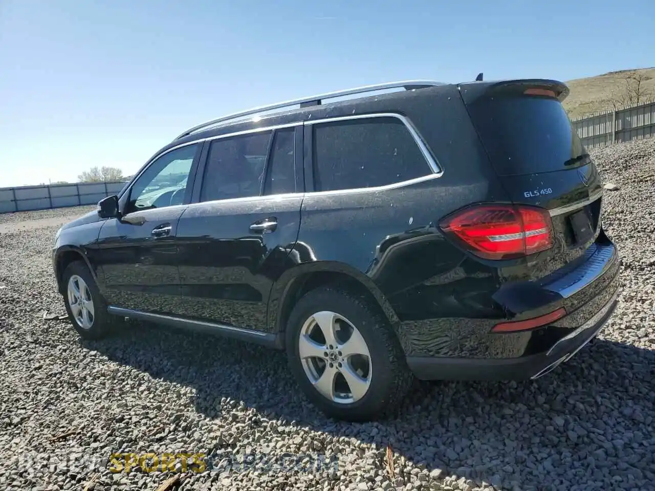2 Photograph of a damaged car 4JGDF6EE1KB226400 MERCEDES-BENZ GLS-CLASS 2019