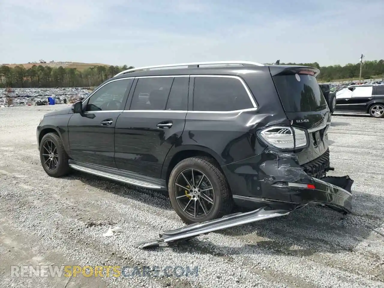 2 Photograph of a damaged car 4JGDF6EE1KB237624 MERCEDES-BENZ GLS-CLASS 2019