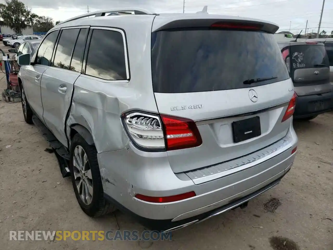 3 Photograph of a damaged car 4JGDF6EE1KB238904 MERCEDES-BENZ GLS-CLASS 2019