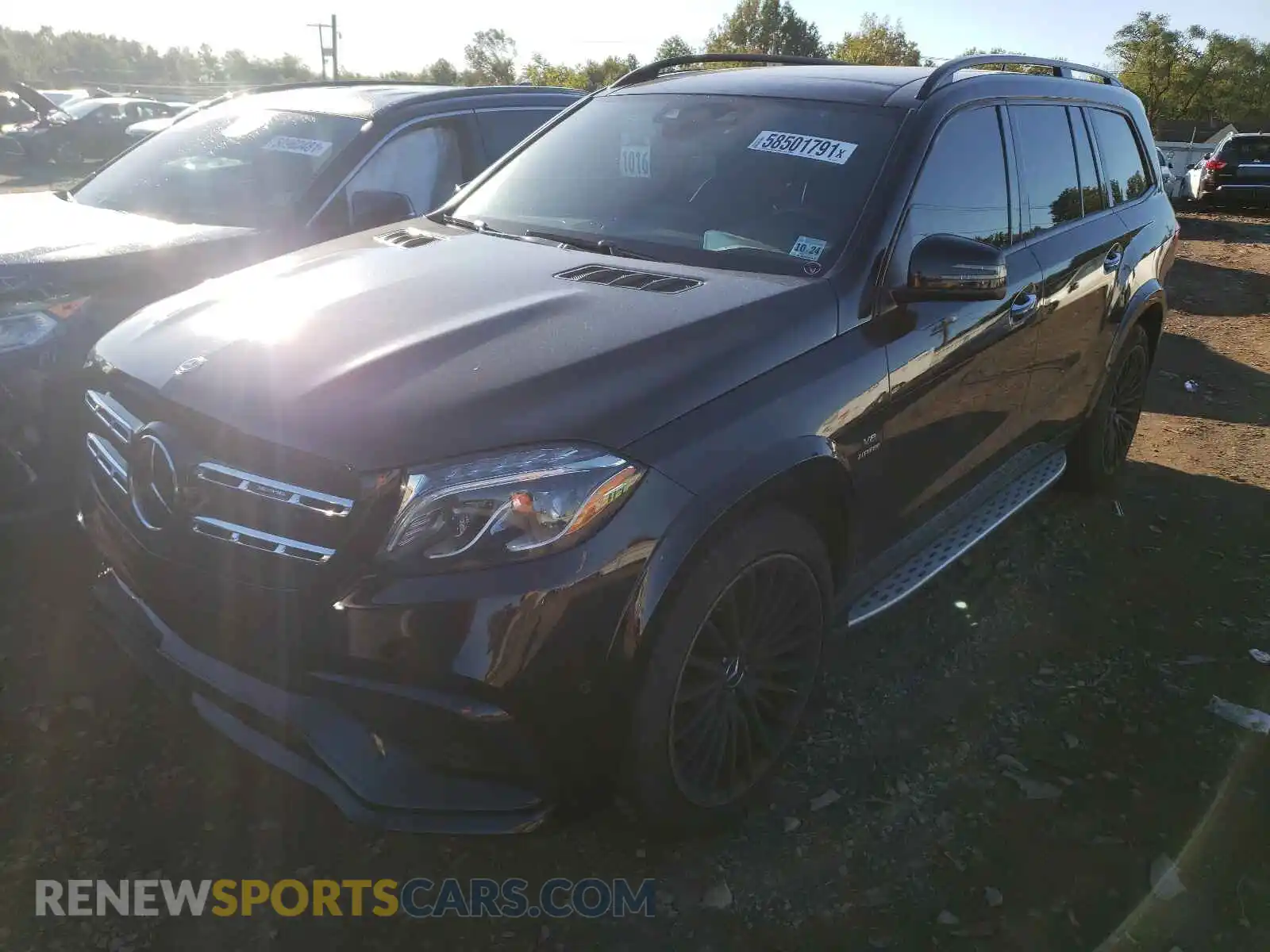 2 Photograph of a damaged car 4JGDF7FE4KB224306 MERCEDES-BENZ GLS-CLASS 2019