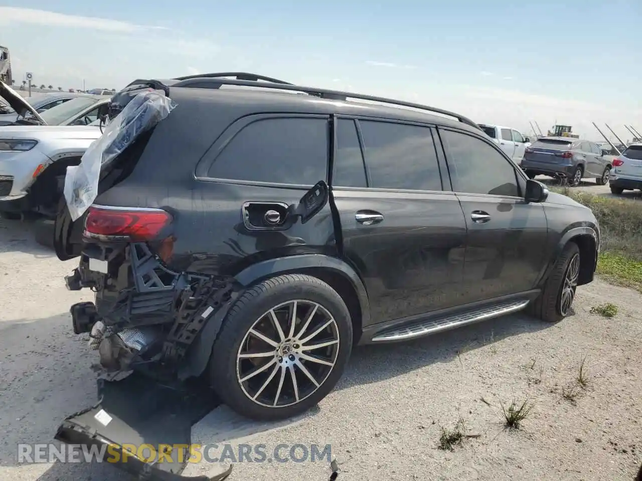 3 fotografías del automóvil dañado 4JGFF5KEXNA662146 MERCEDES-BENZ GLS-CLASS 2022