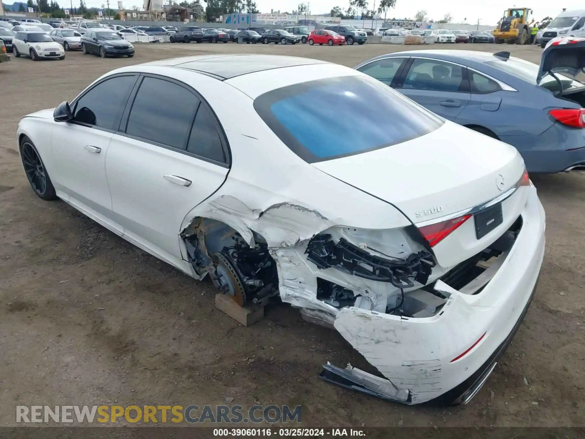 3 fotografías del automóvil dañado W1K6G6DB4PA213127 MERCEDES-BENZ S 500 2023