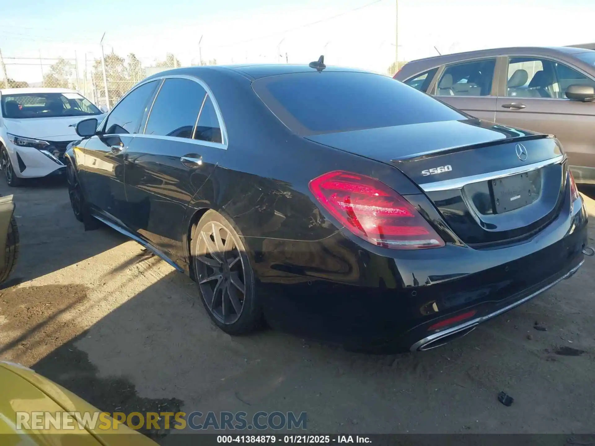 3 Photograph of a damaged car W1KUG8DBXLA558949 MERCEDES-BENZ S 560 2020