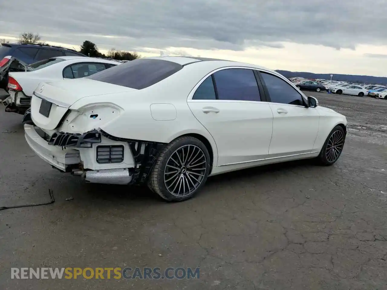 3 Photograph of a damaged car WDDUG6EB8KA430632 MERCEDES-BENZ S-CLASS 2019