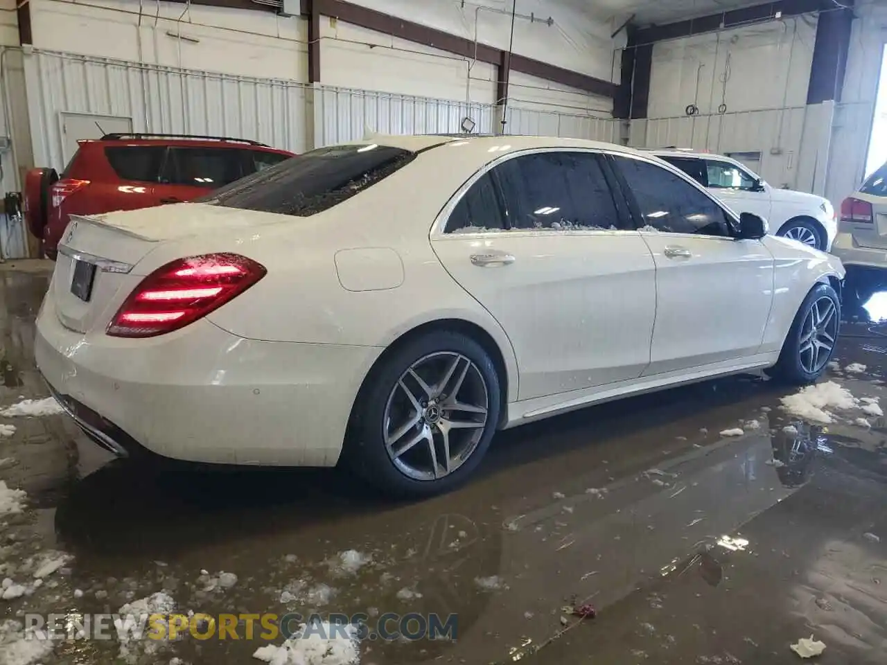 3 Photograph of a damaged car W1KUG8GB6LA556031 MERCEDES-BENZ S-CLASS 2020