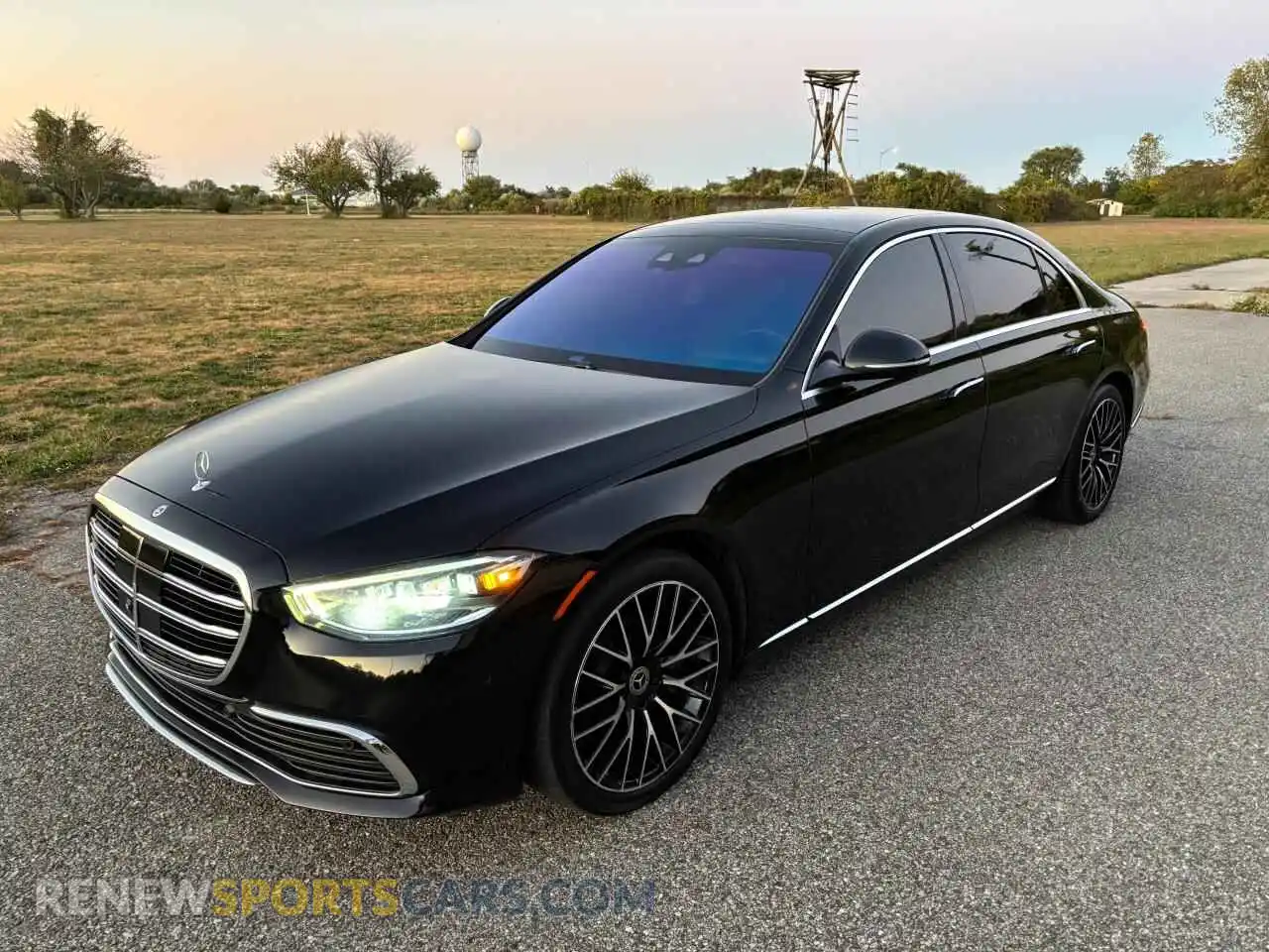 2 Photograph of a damaged car W1K6G7GB0MA039795 MERCEDES-BENZ S-CLASS 2021