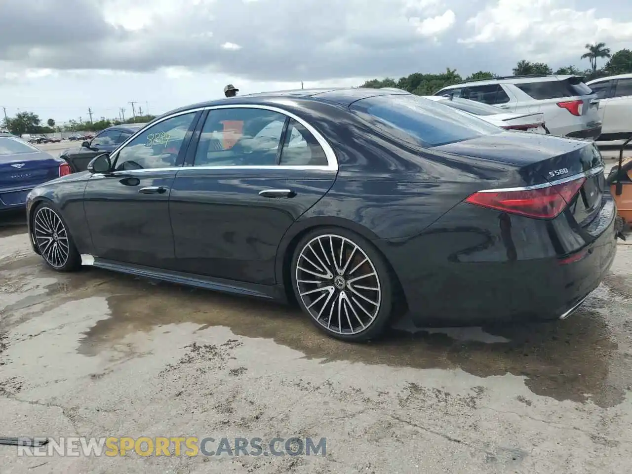 2 fotografías del automóvil dañado W1K6G7GB2MA059269 MERCEDES-BENZ S-CLASS 2021