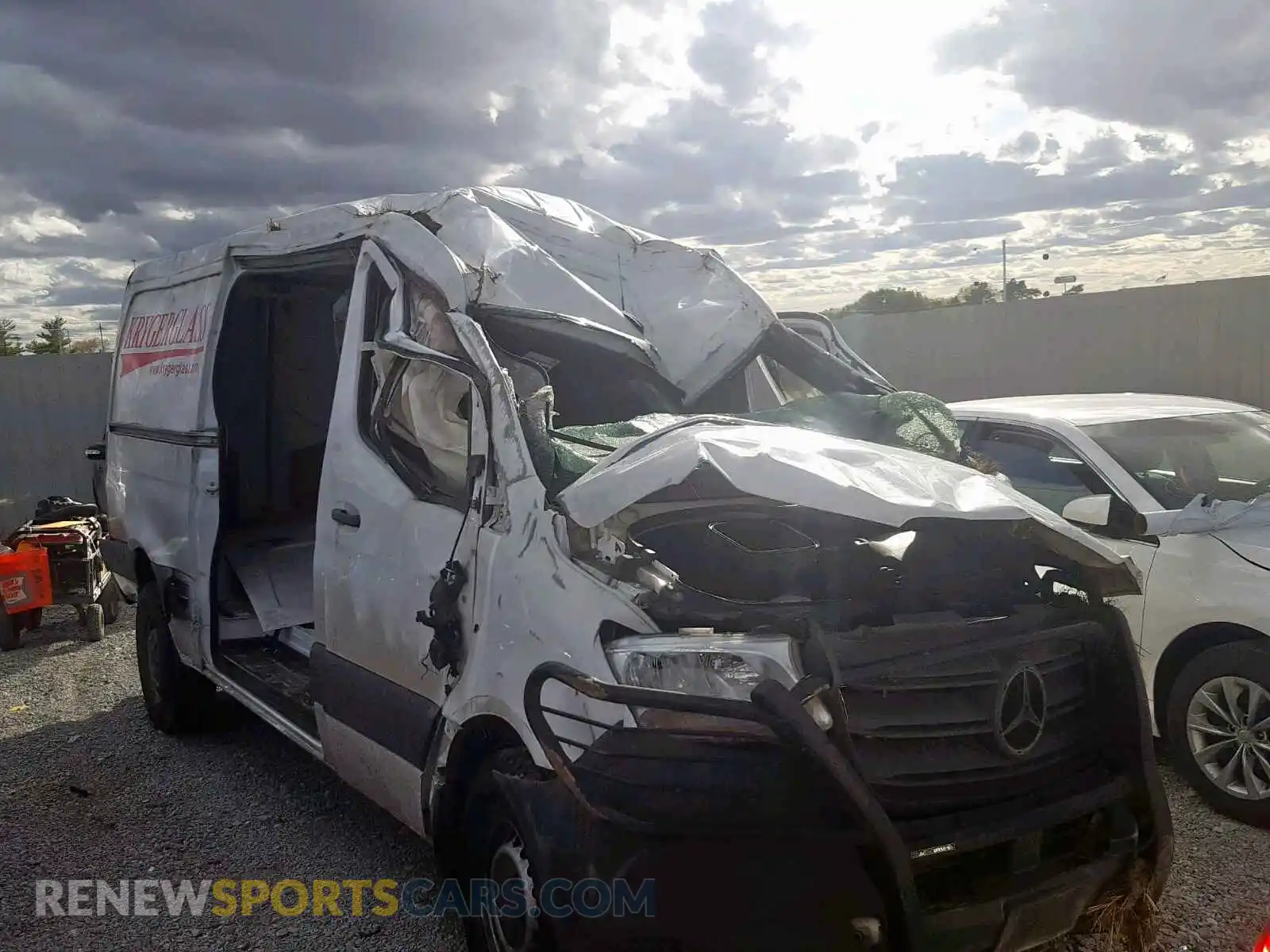 1 Photograph of a damaged car WD3PF0CD1KT003531 MERCEDES-BENZ SPRINTER 2 2019