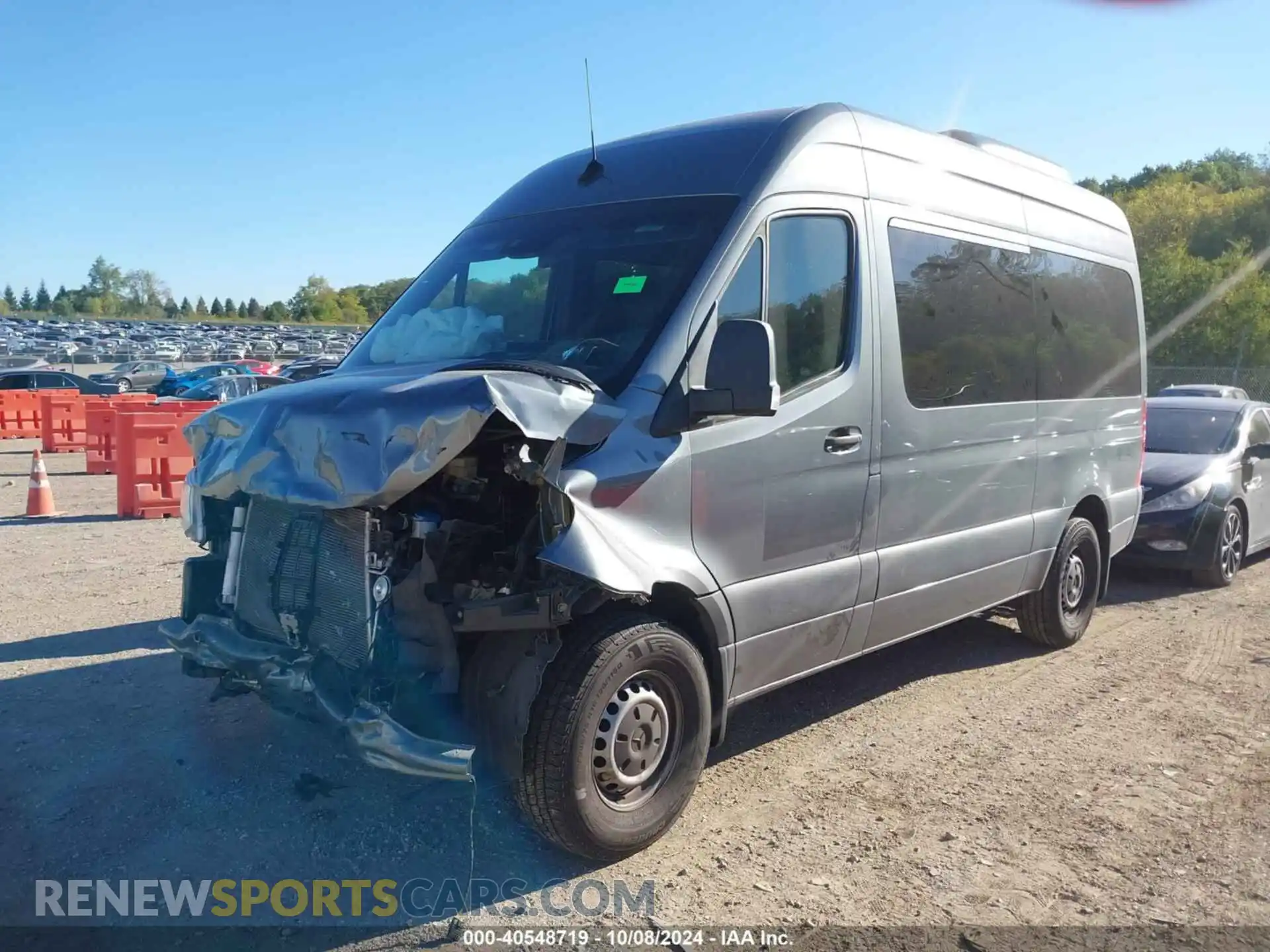 2 Photograph of a damaged car W1Z4EFHY0KP199746 MERCEDES-BENZ SPRINTER 2019