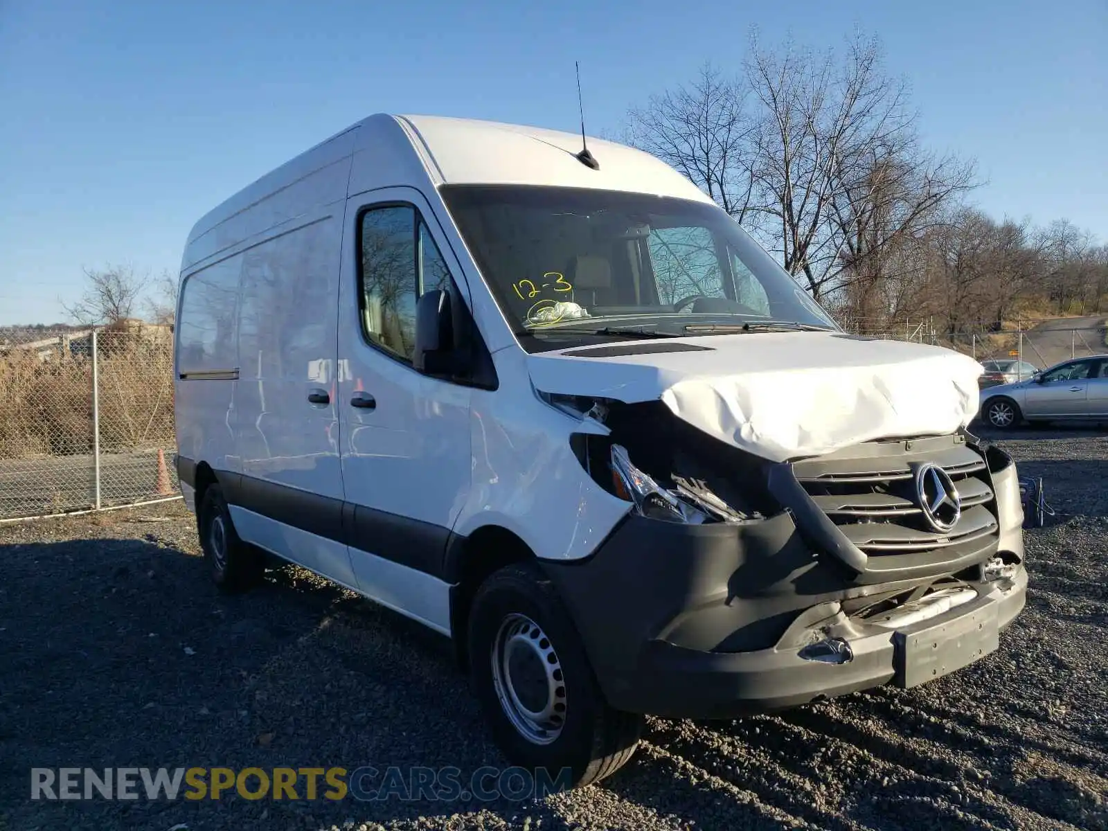 1 Photograph of a damaged car WD3PF0CD3KP057079 MERCEDES-BENZ SPRINTER 2019