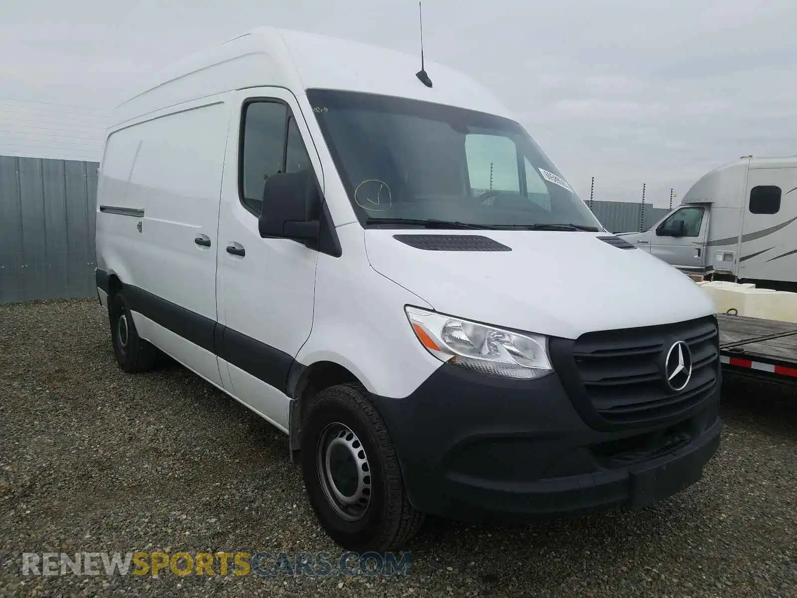 1 Photograph of a damaged car WD3PF0CD9KP057698 MERCEDES-BENZ SPRINTER 2019