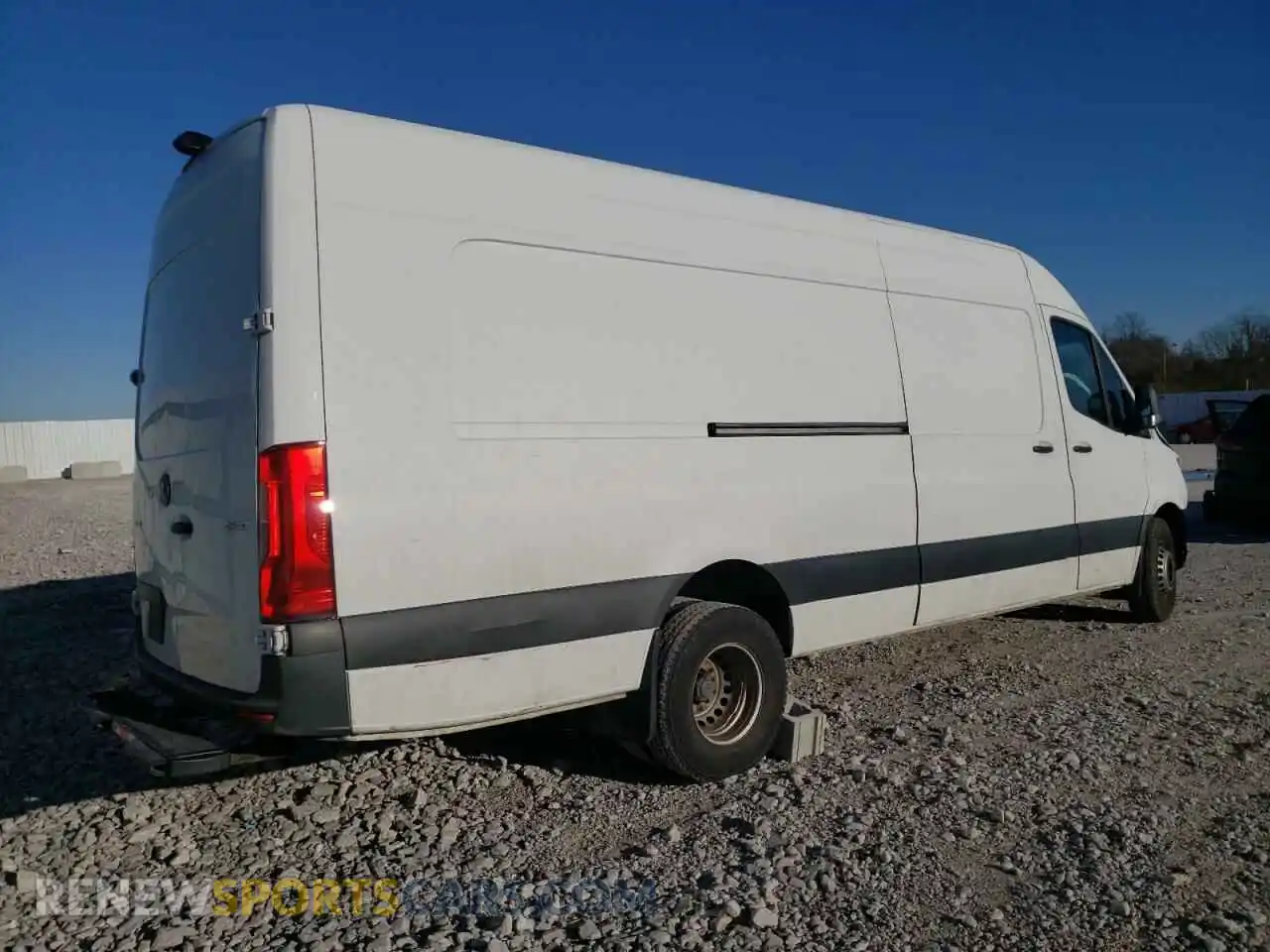 3 Photograph of a damaged car WD3PF1CD1KP073593 MERCEDES-BENZ SPRINTER 2019