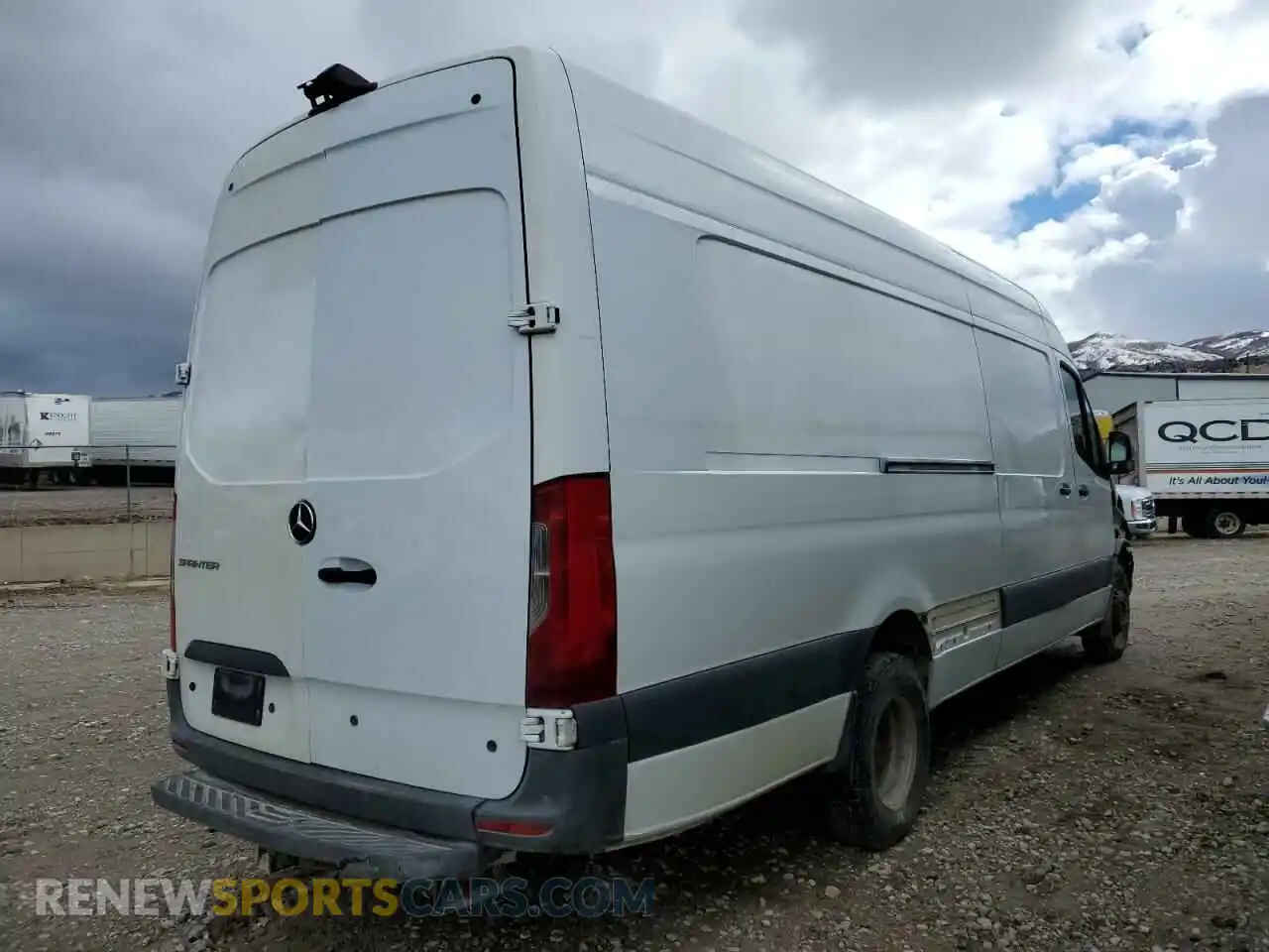 3 Photograph of a damaged car WD3PF1CD3KP080867 MERCEDES-BENZ SPRINTER 2019
