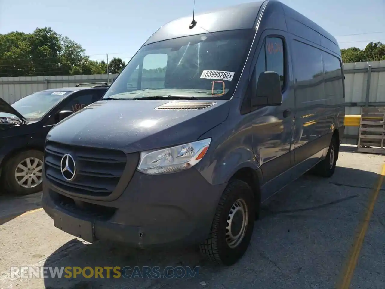 2 Photograph of a damaged car WD4PF0CD0KP064065 MERCEDES-BENZ SPRINTER 2019
