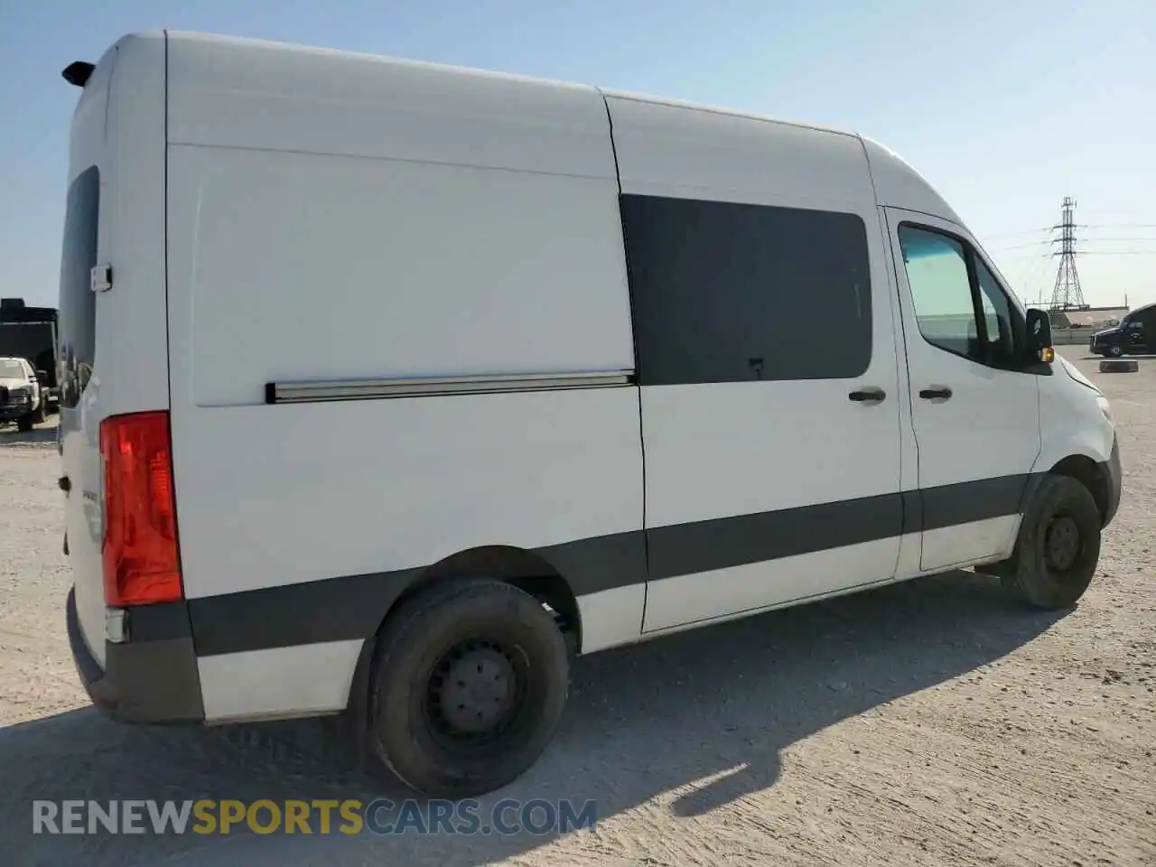3 Photograph of a damaged car WD4PF0CD0KP136253 MERCEDES-BENZ SPRINTER 2019