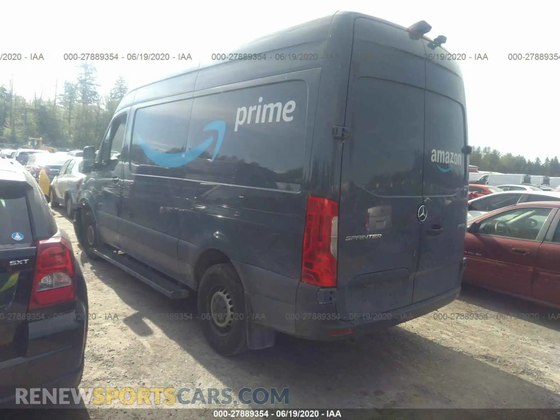 3 Photograph of a damaged car WD4PF0CD2KP041323 MERCEDES-BENZ SPRINTER 2019
