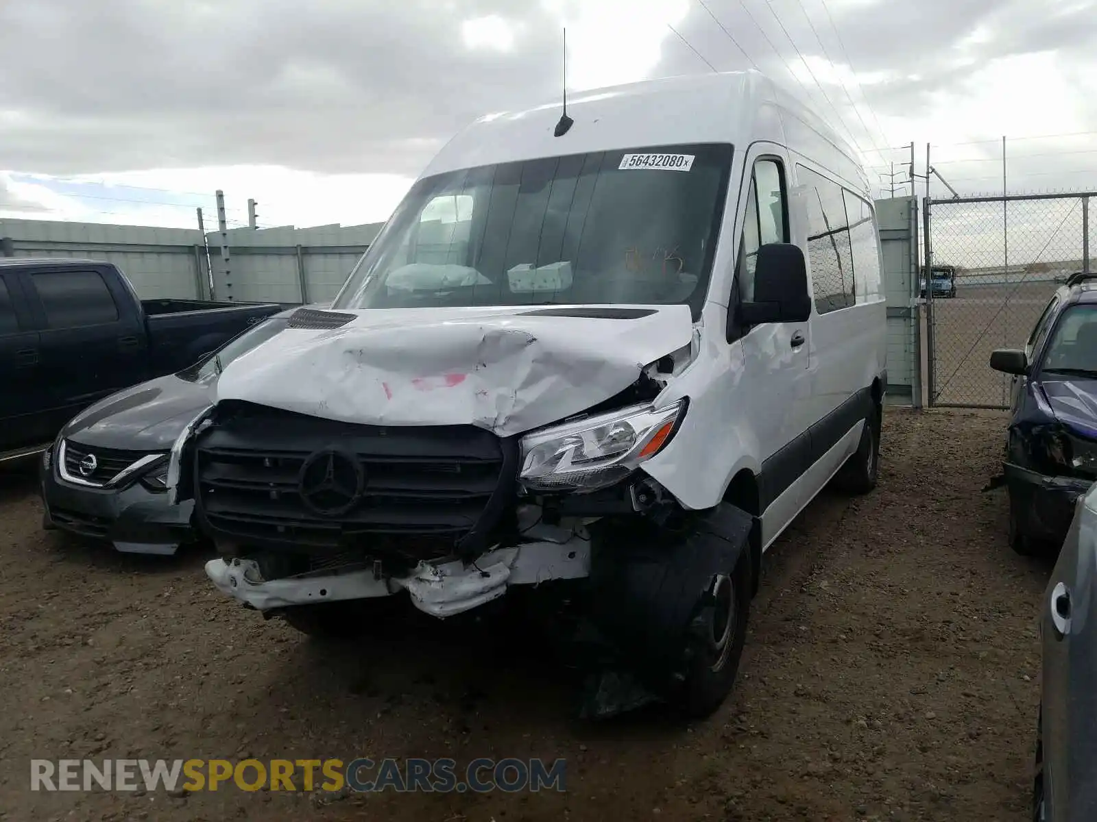2 Photograph of a damaged car WD4PF0CD2KP056842 MERCEDES-BENZ SPRINTER 2019