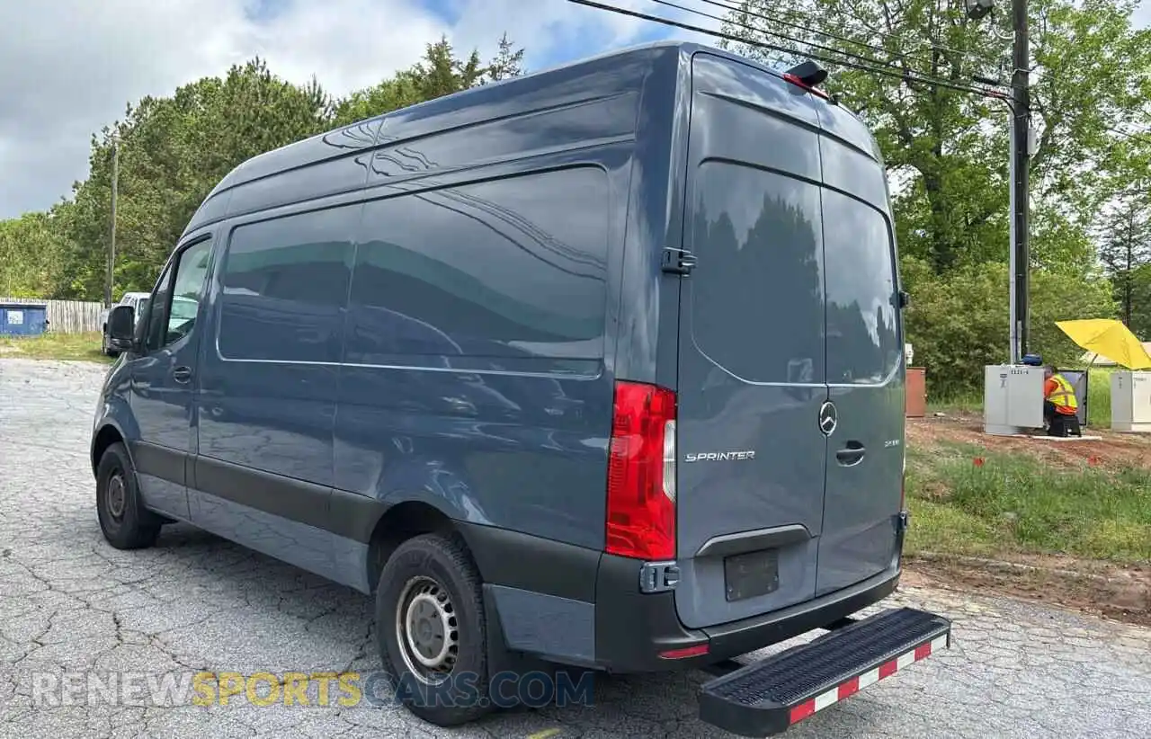 3 Photograph of a damaged car WD4PF0CD7KP043942 MERCEDES-BENZ SPRINTER 2019