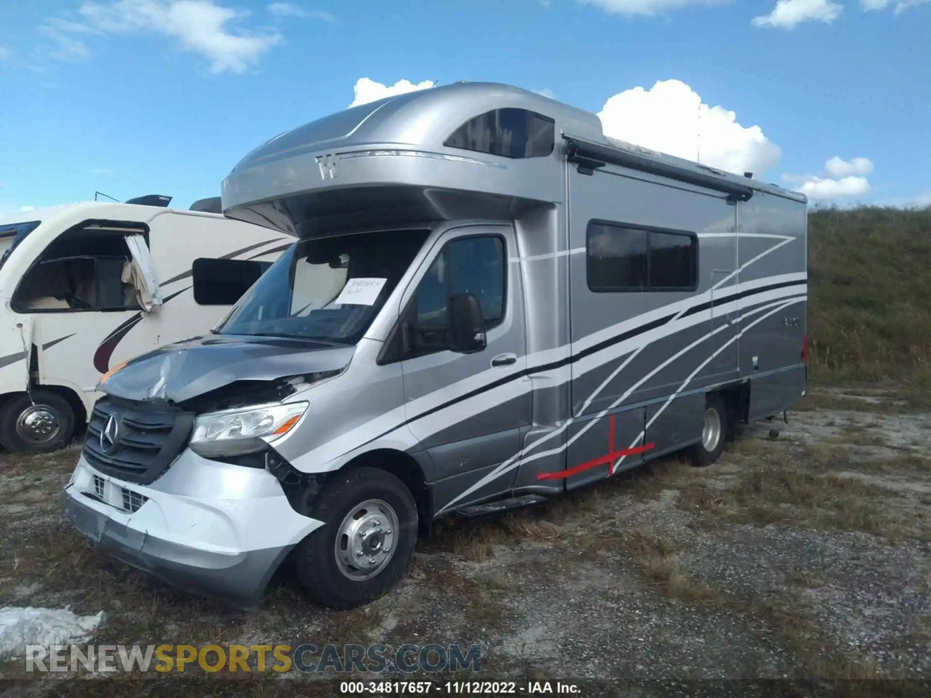 2 Photograph of a damaged car WDAPF4CD3KN035546 MERCEDES-BENZ SPRINTER 2019
