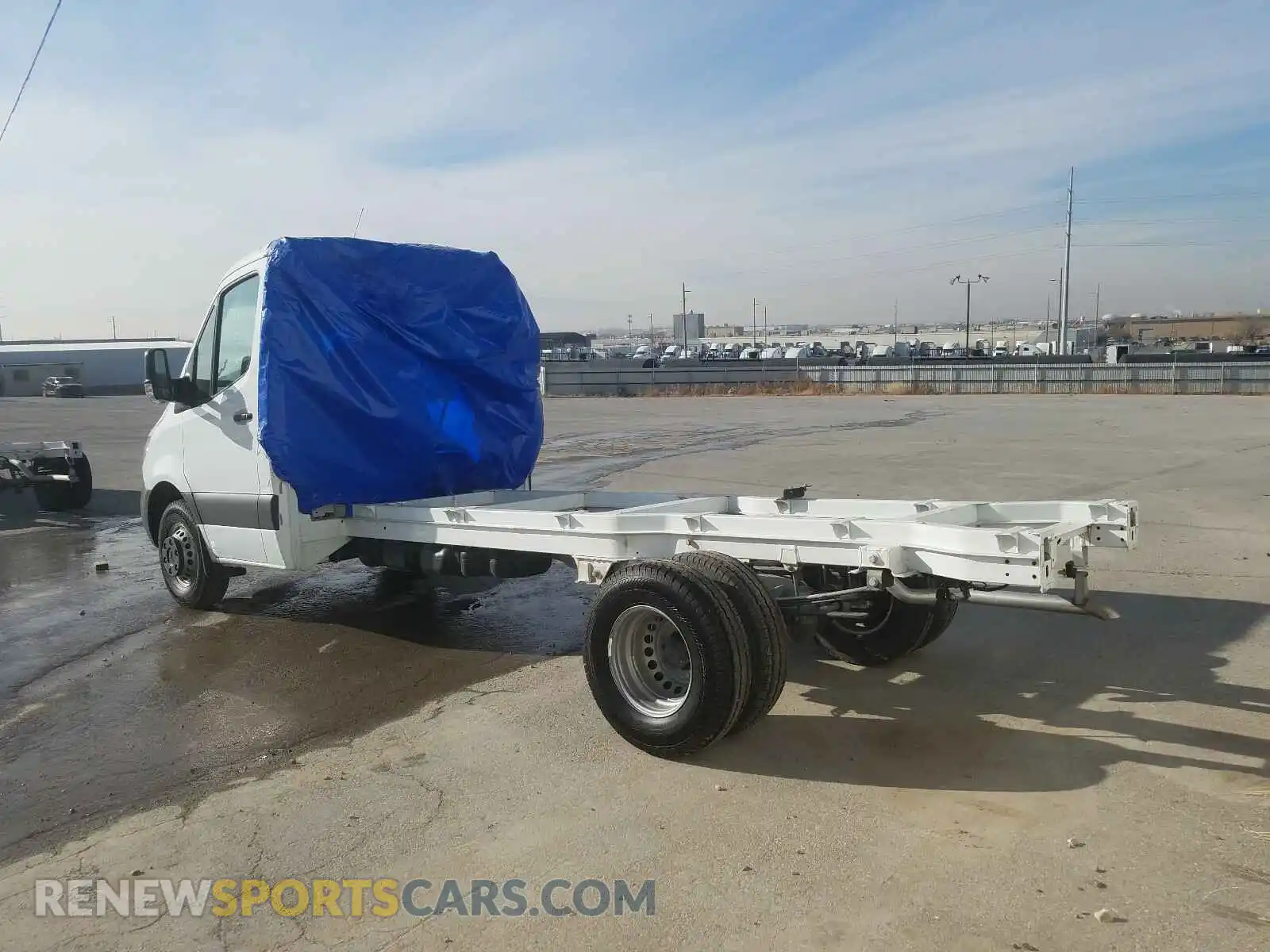 3 Photograph of a damaged car WDAPF4CD6KN037288 MERCEDES-BENZ SPRINTER 2019