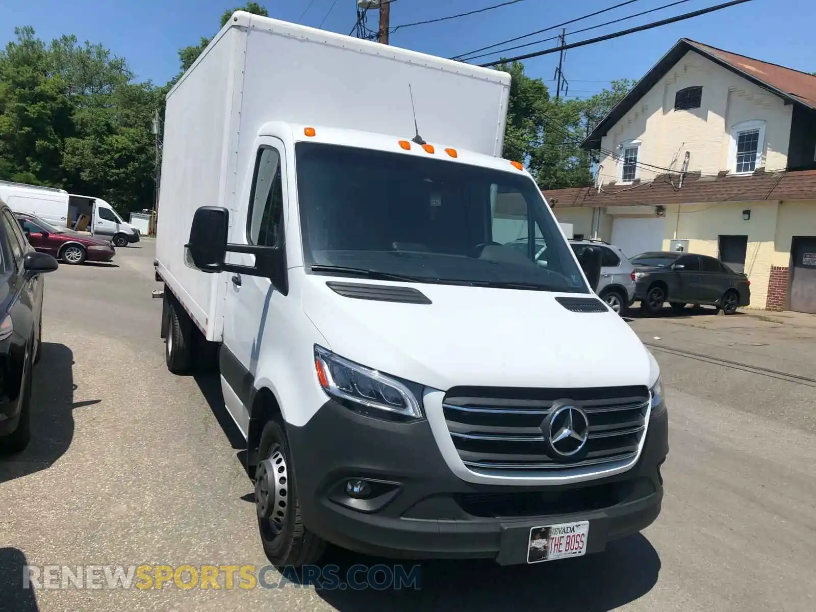 1 Photograph of a damaged car WDAPF4CD8KN015177 MERCEDES-BENZ SPRINTER 2019