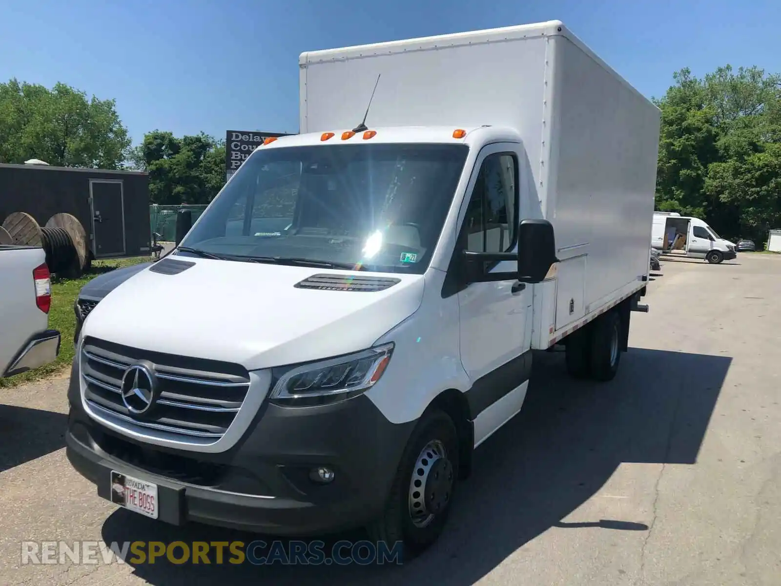 2 Photograph of a damaged car WDAPF4CD8KN015177 MERCEDES-BENZ SPRINTER 2019