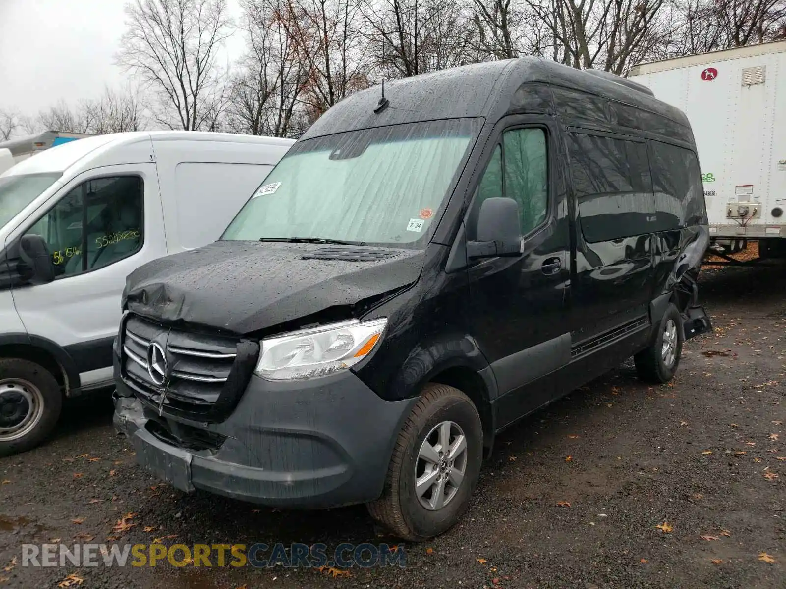 2 Photograph of a damaged car WDZPF0CD7KP023359 MERCEDES-BENZ SPRINTER 2019