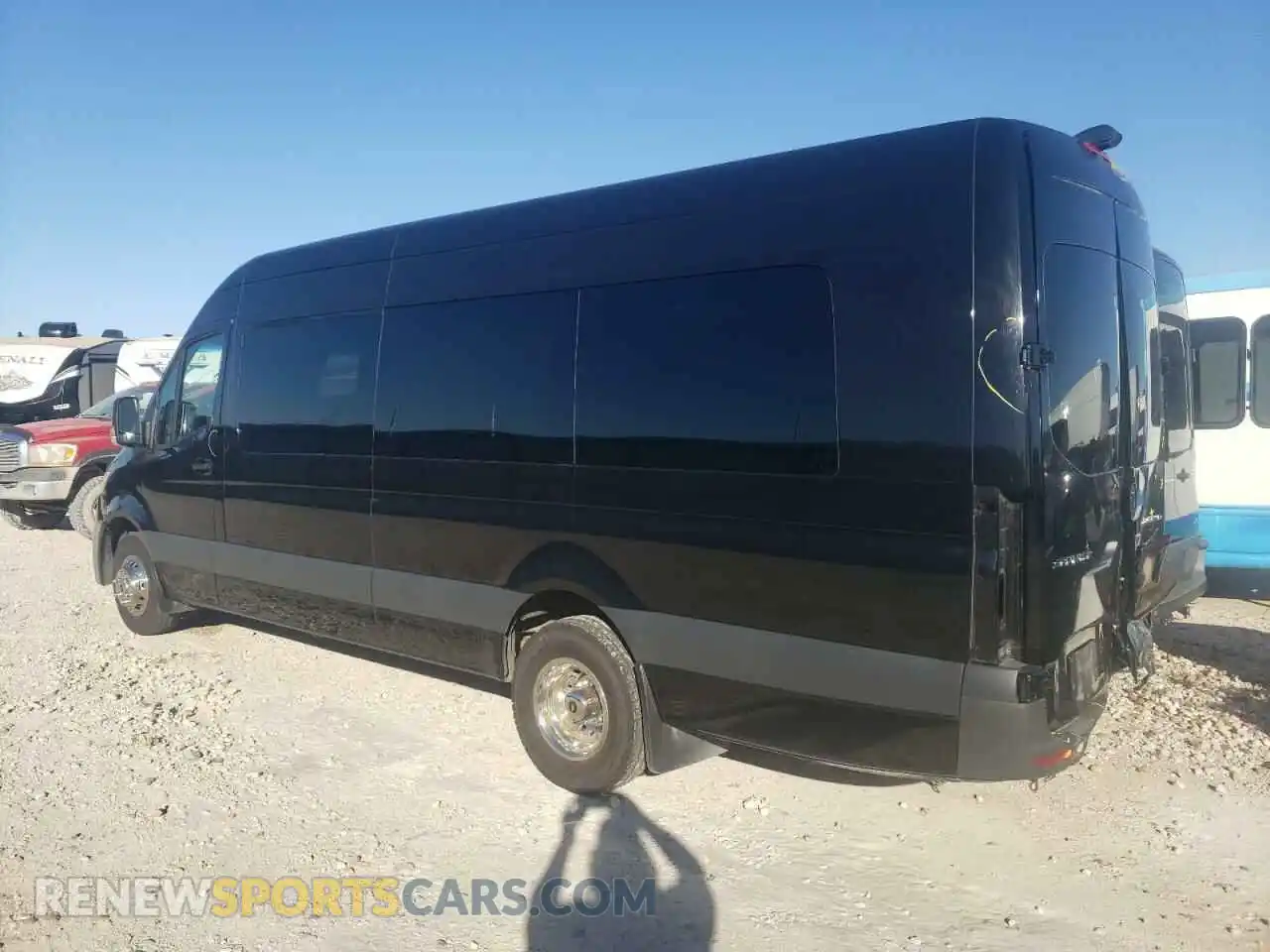 2 fotografías del automóvil dañado W1X8ED3Y6LP240257 MERCEDES-BENZ SPRINTER 2020