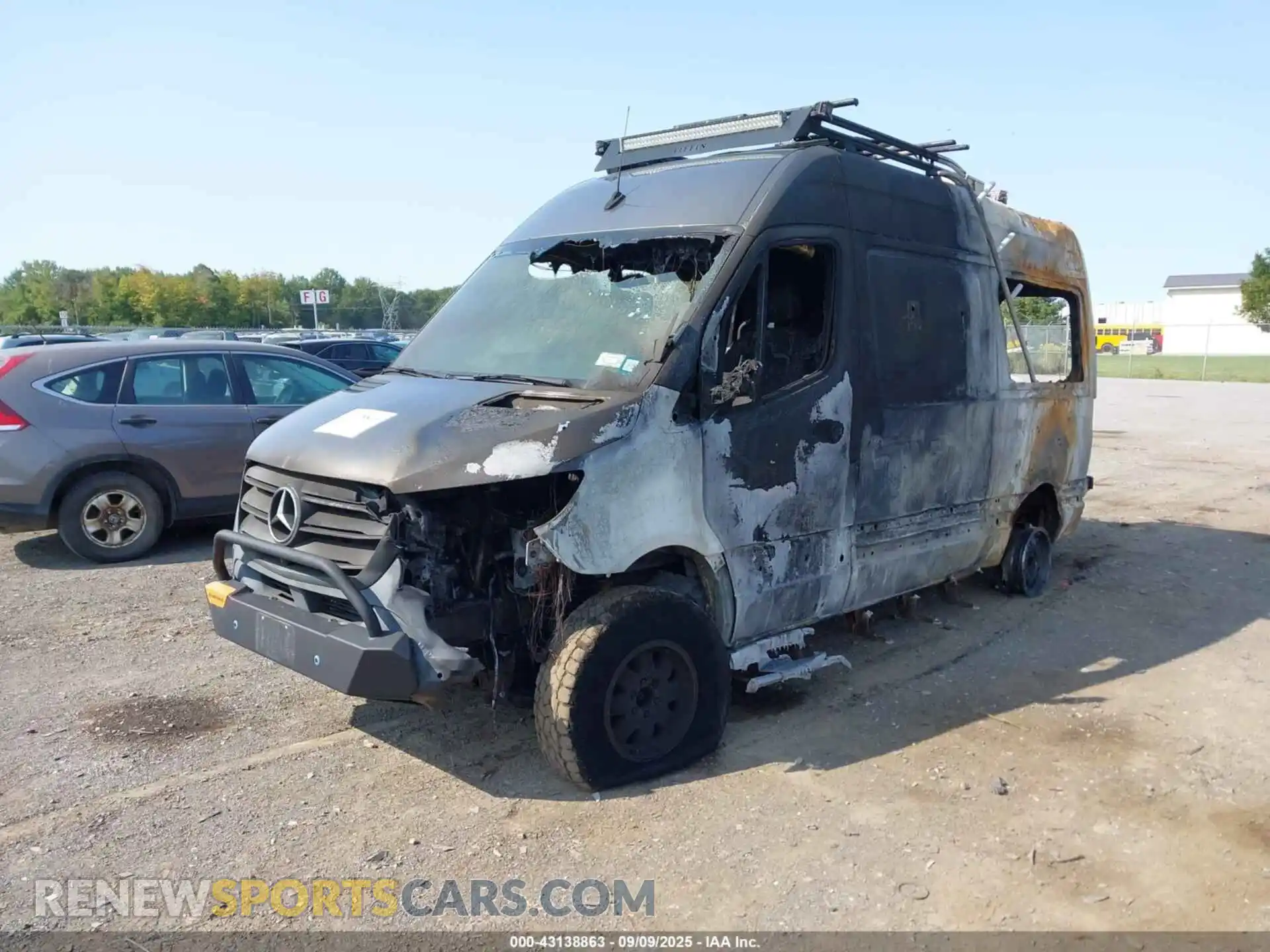 2 Photograph of a damaged car W1W4EBVY4MT074530 MERCEDES-BENZ SPRINTER 2021