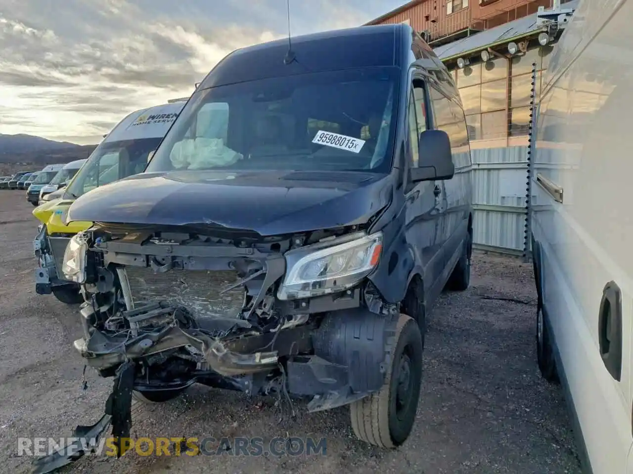 1 fotografías del automóvil dañado W1Z4NFVY9RP650350 MERCEDES-BENZ SPRINTER 2024