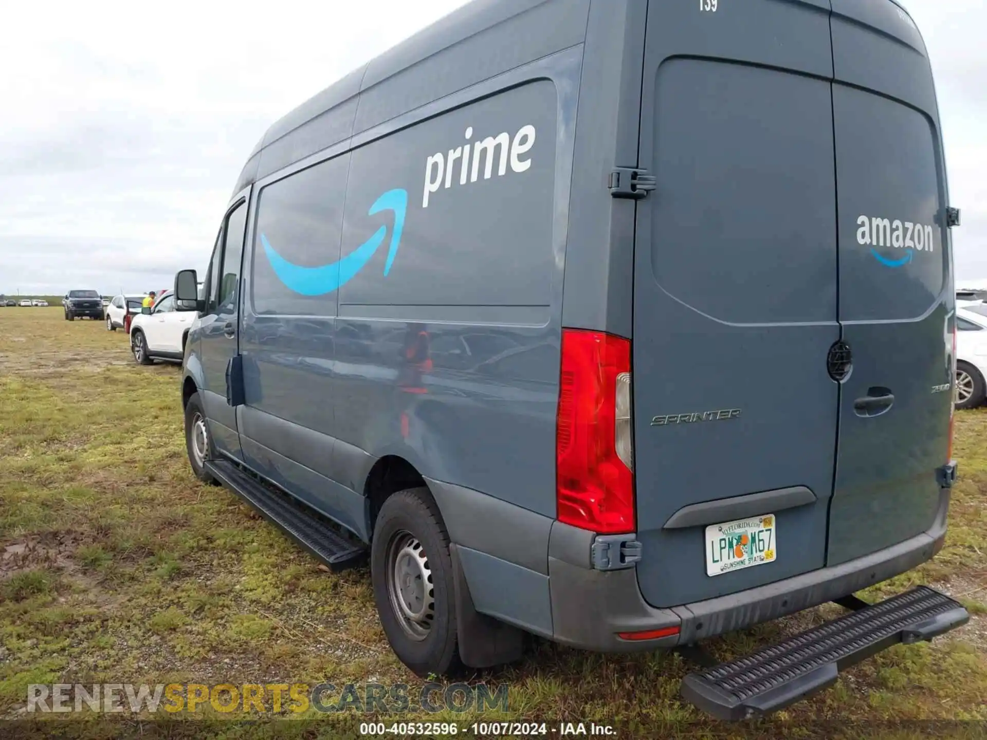 3 Photograph of a damaged car WD4PF0CD4KP053988 MERCEDES-BENZ SPRINTER 2500 2019