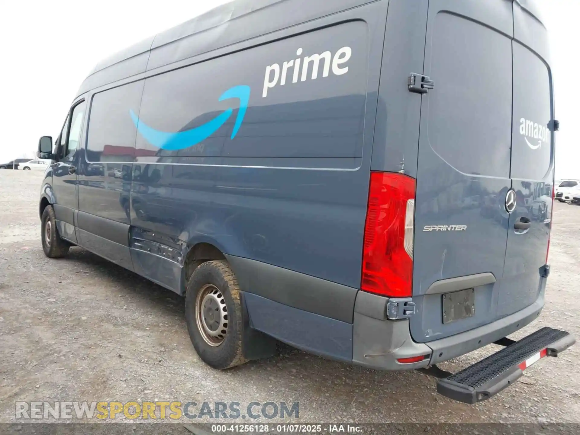 3 Photograph of a damaged car WD4PF1CD3KT011583 MERCEDES-BENZ SPRINTER 2500 2019