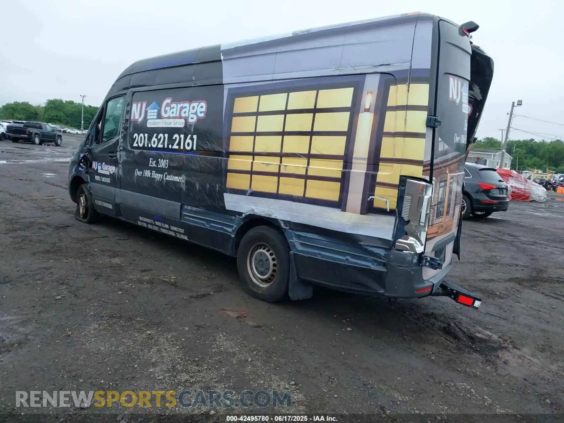 3 Photograph of a damaged car WD4PF1CD4KP142109 MERCEDES-BENZ SPRINTER 2500 2019
