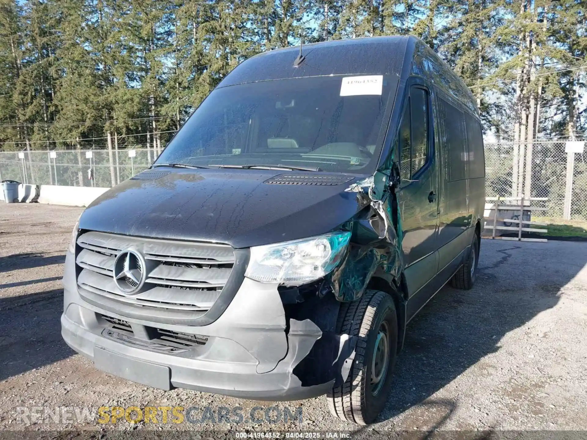 2 Photograph of a damaged car WDZPF0CD3KP126858 MERCEDES-BENZ SPRINTER 2500 2019