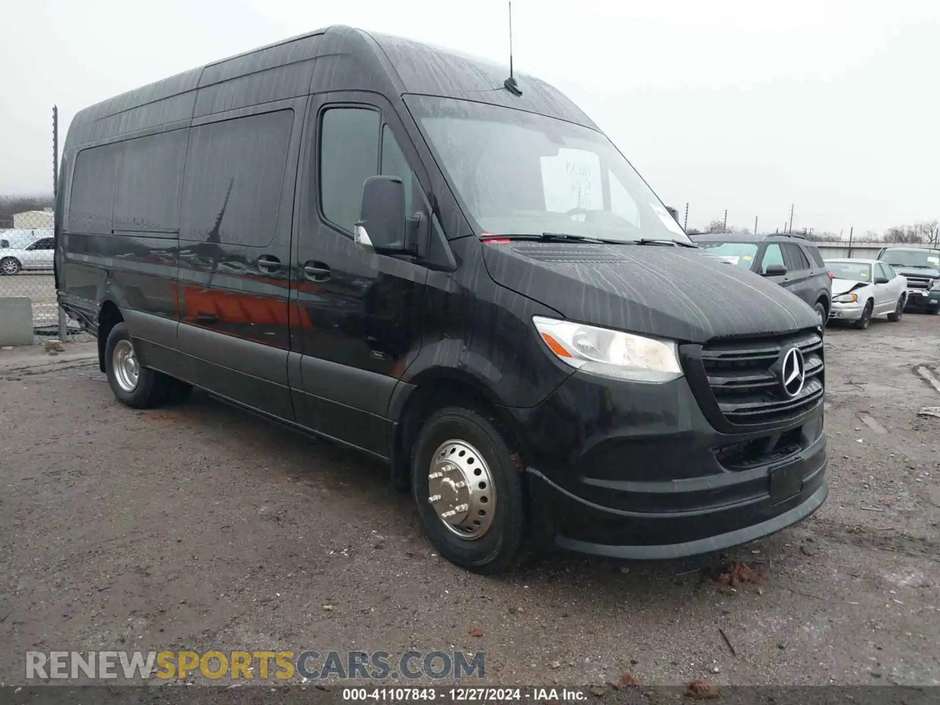 1 Photograph of a damaged car WDAPF4CD7KP141504 MERCEDES-BENZ SPRINTER 4500 2019