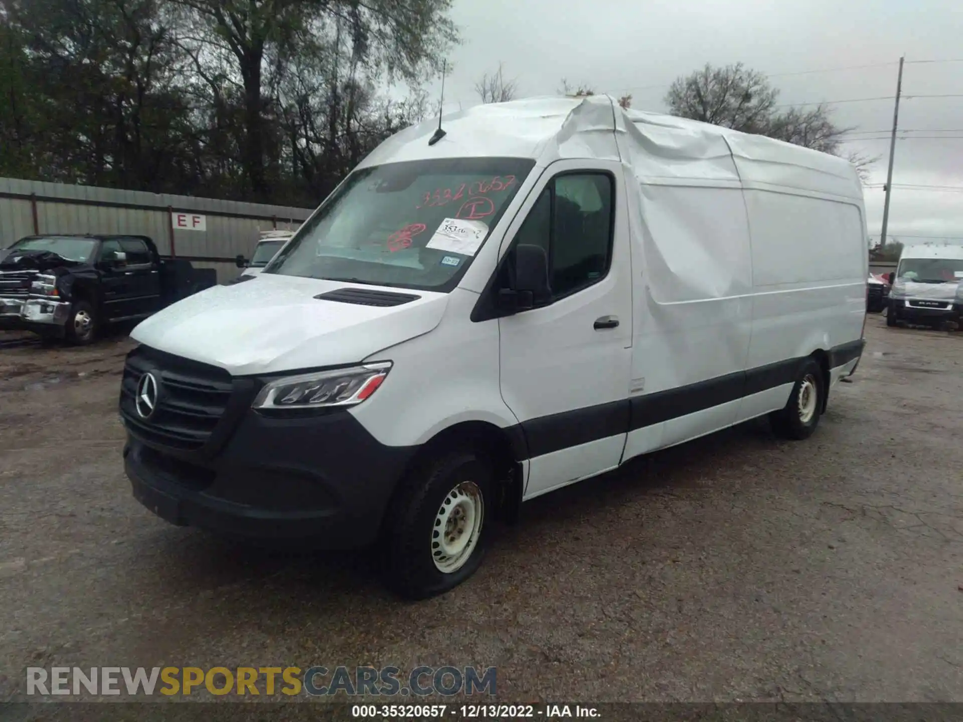 2 Photograph of a damaged car WD3PF1CD0KP073455 MERCEDES-BENZ SPRINTER CARGO VAN 2019