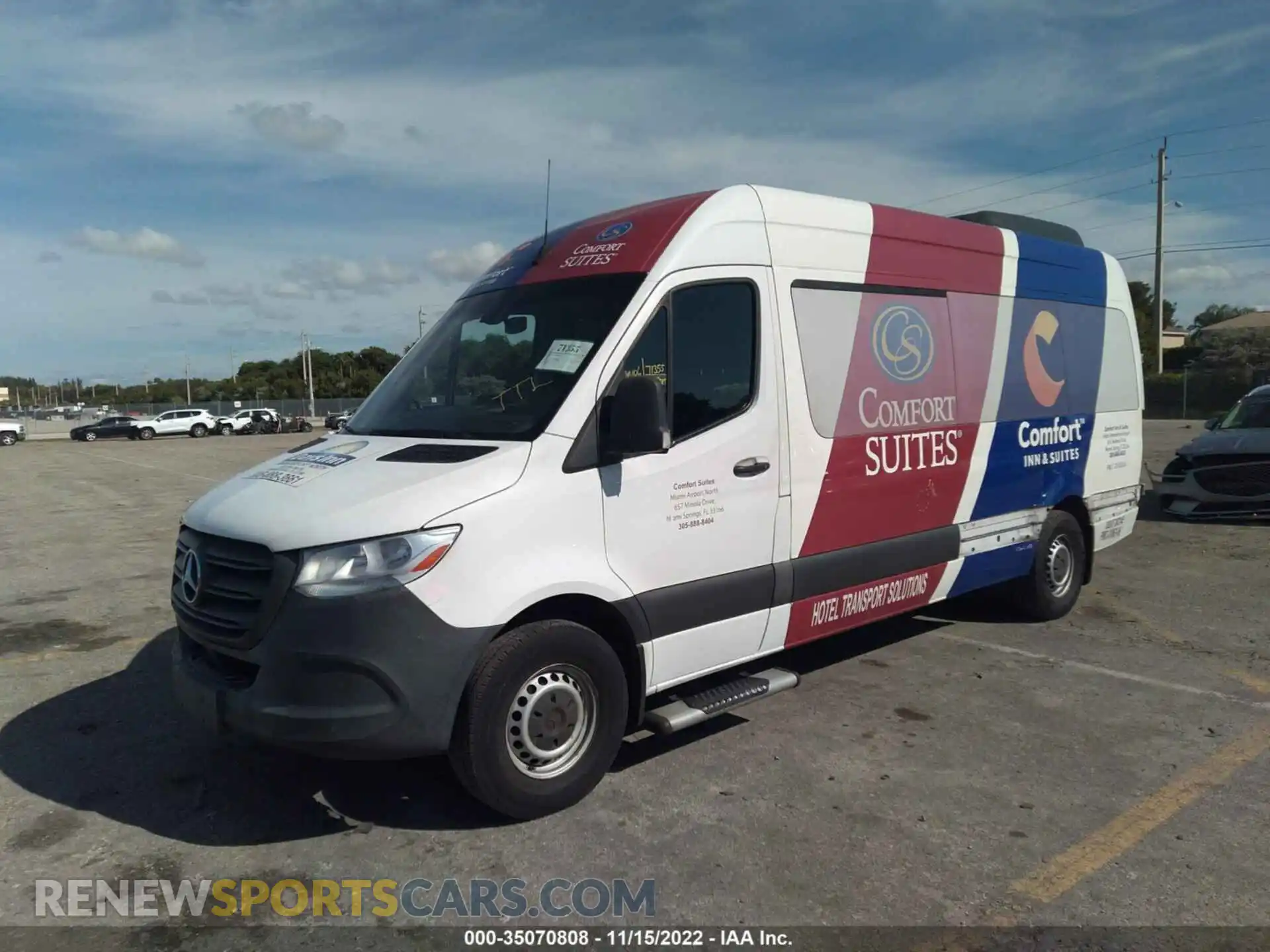 2 fotografías del automóvil dañado WDZPF1CD3KP089283 MERCEDES-BENZ SPRINTER PASSENGER VAN 2019