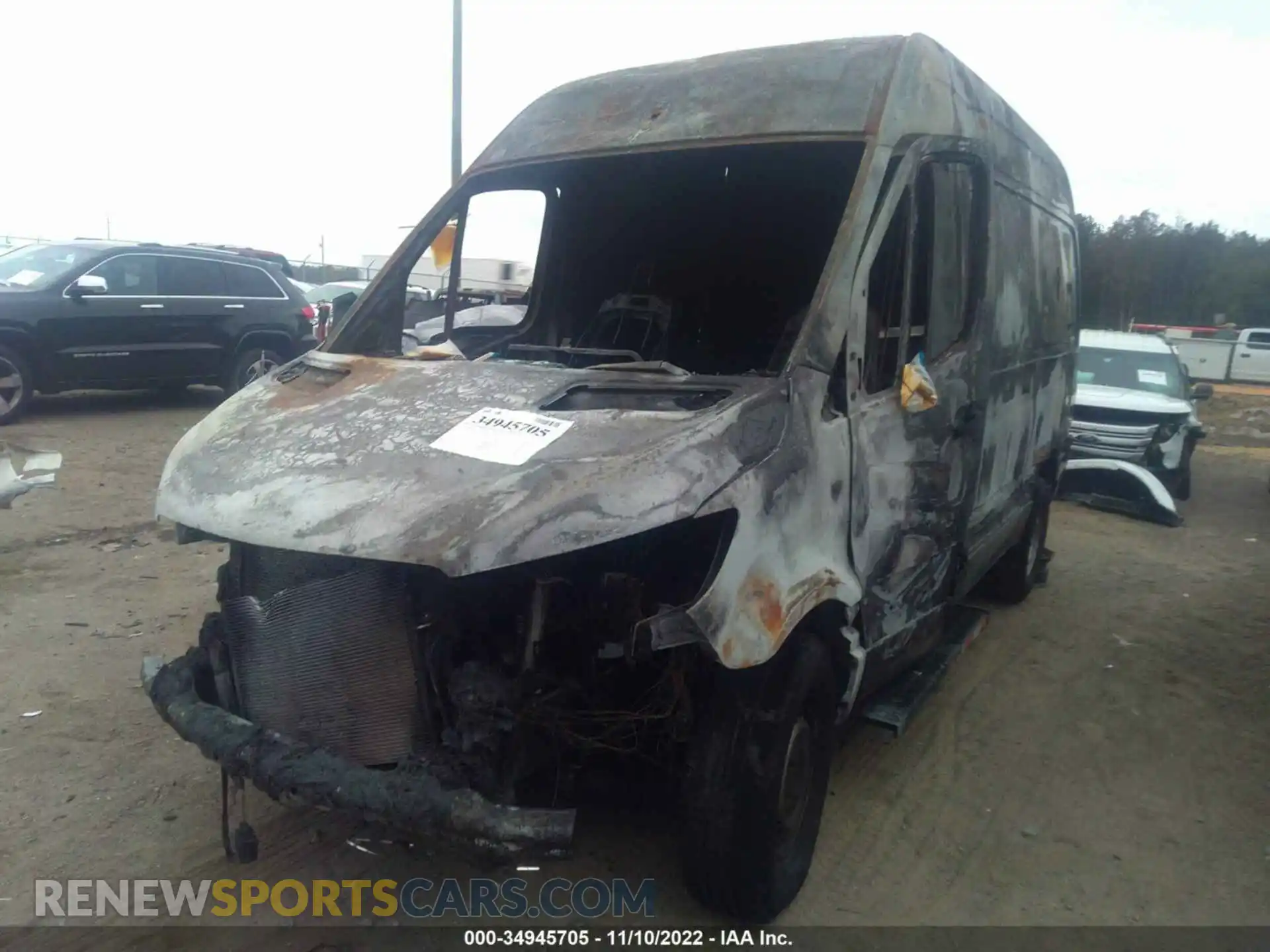 2 Photograph of a damaged car WD4PF0CD4KP058298 MERCEDES-BENZ SPRINTER VAN 2019