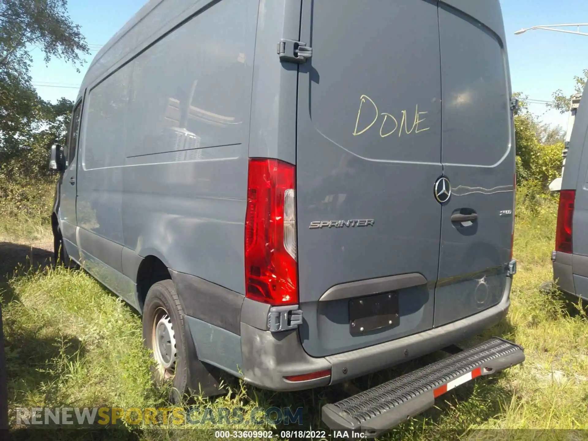 3 Photograph of a damaged car WD4PF0CD4KP081824 MERCEDES-BENZ SPRINTER VAN 2019